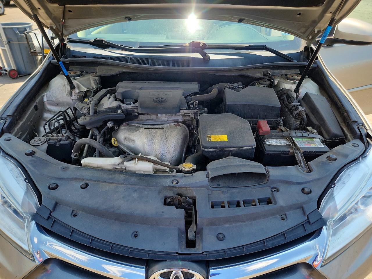 2015 Toyota Camry Xle Beige vin: 4T1BF1FK8FU905413
