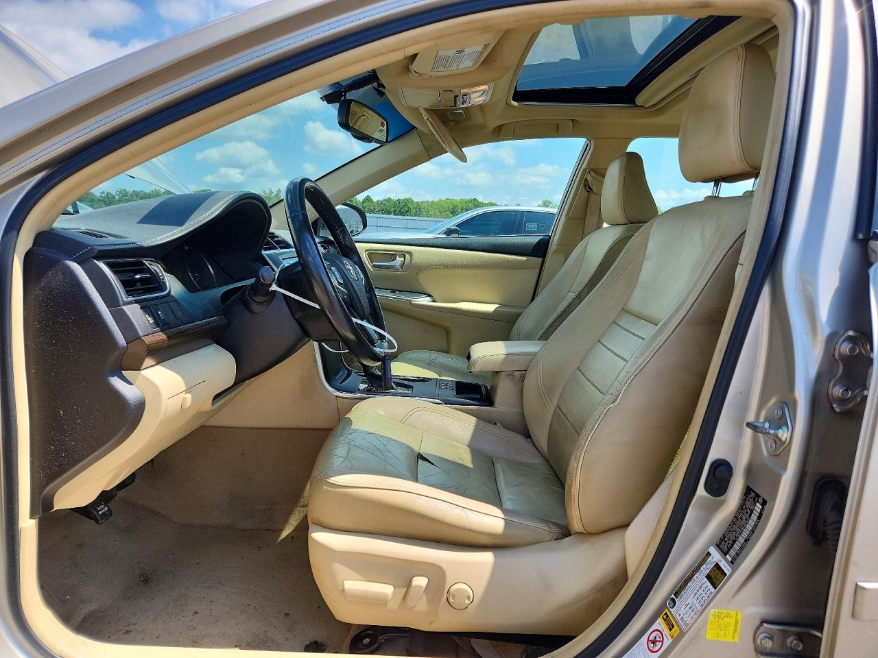 2015 Toyota Camry Xle Beige vin: 4T1BF1FK8FU905413
