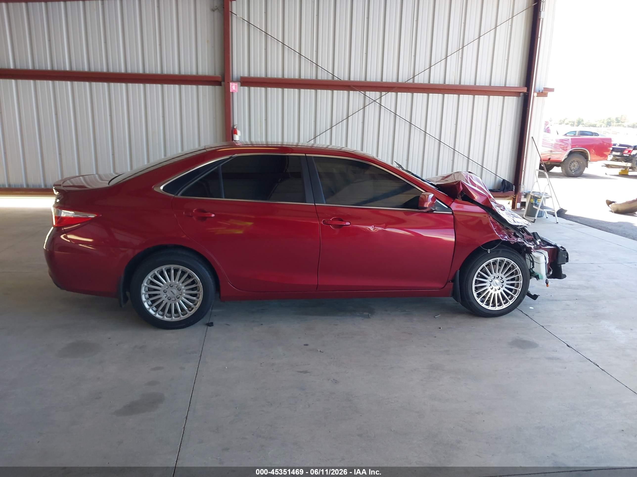 2015 Toyota Camry Se Red vin: 4T1BF1FK8FU912152
