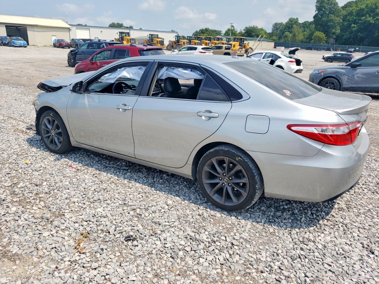 2015 Toyota Camry Xse Silver vin: 4T1BF1FK8FU921398