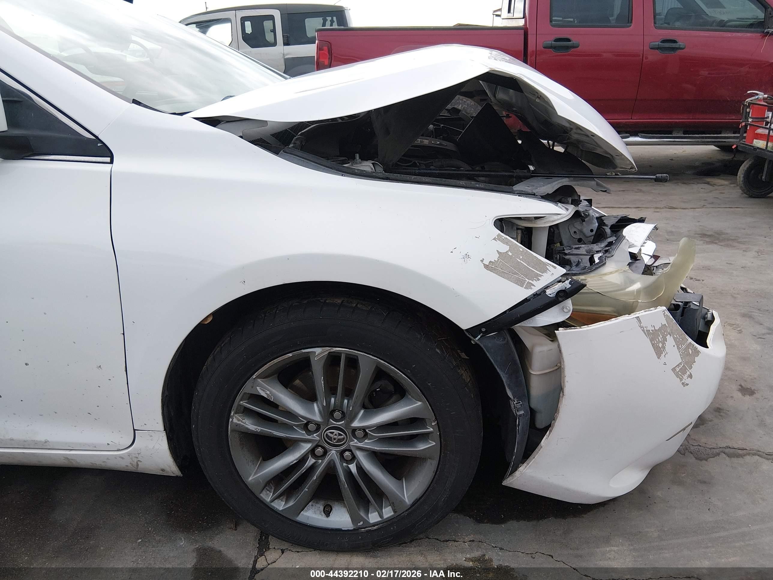 2015 Toyota Camry Se White vin: 4T1BF1FK8FU922485
