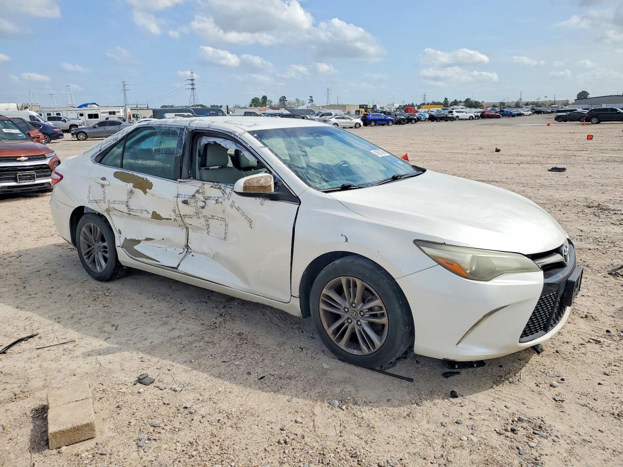 2015 Toyota Camry Se White vin: 4T1BF1FK8FU922809