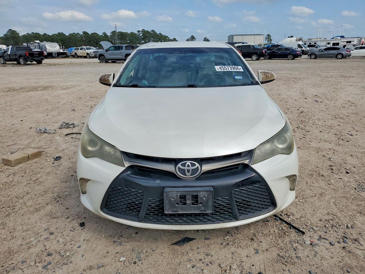 2015 Toyota Camry Se White vin: 4T1BF1FK8FU922809