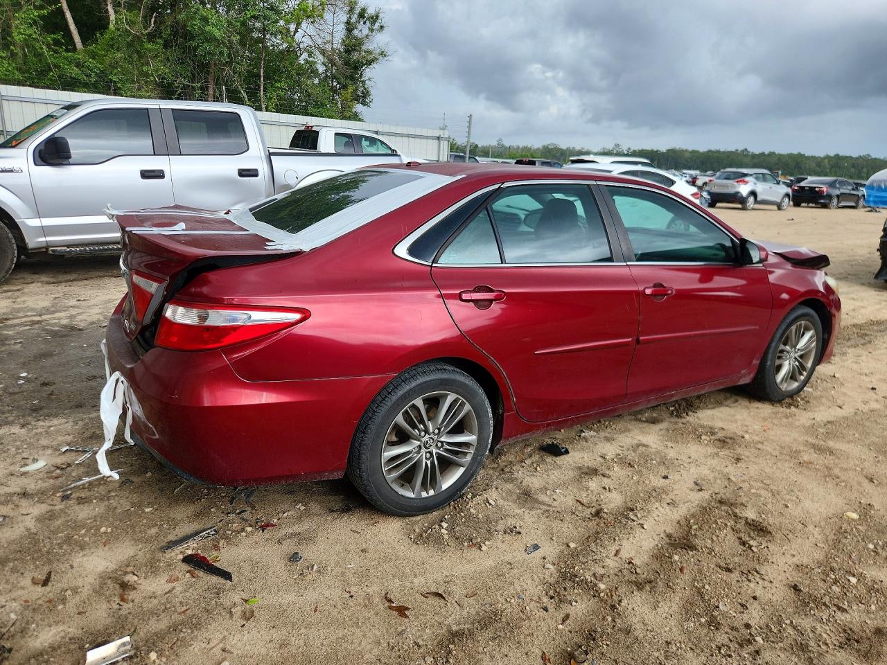 2015 Toyota Camry Se Burgundy vin: 4T1BF1FK8FU926343