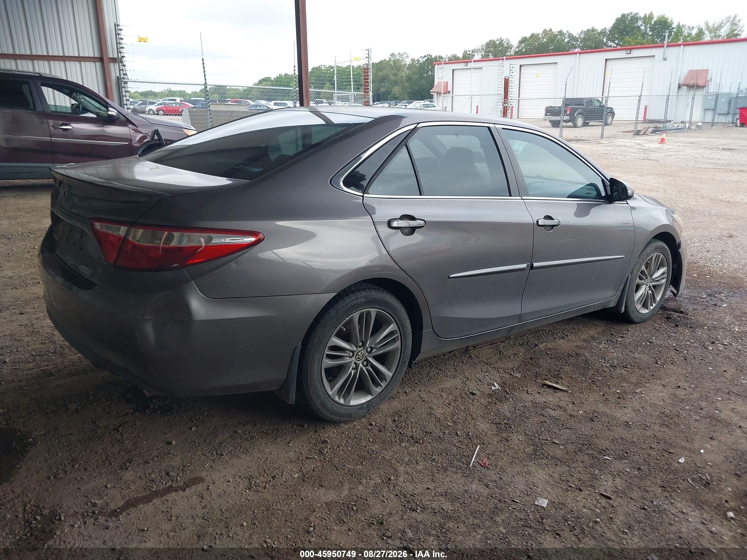2015 Toyota Camry Se Champagne vin: 4T1BF1FK8FU927217