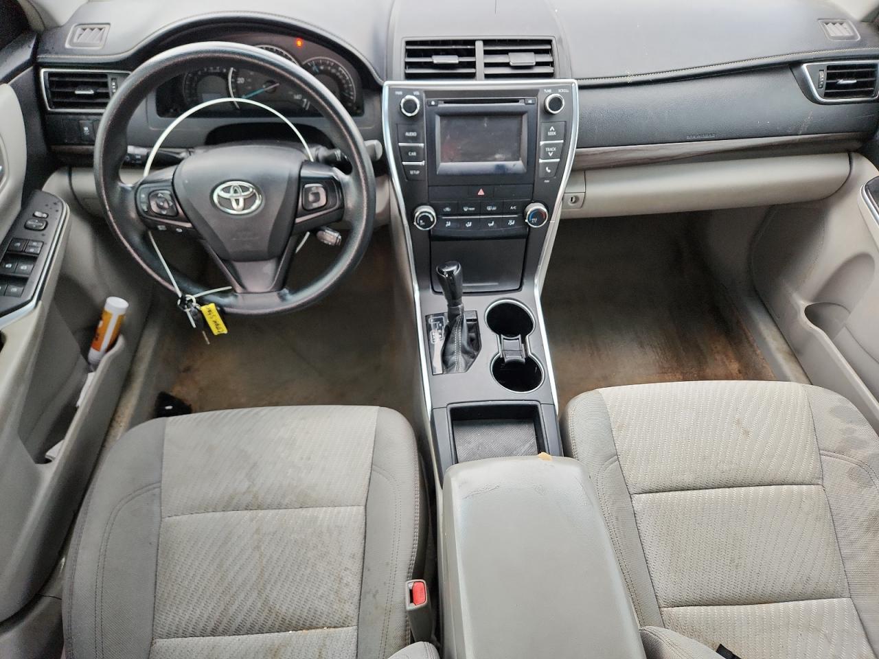 2015 Toyota Camry Le Белый vin: 4T1BF1FK8FU929369