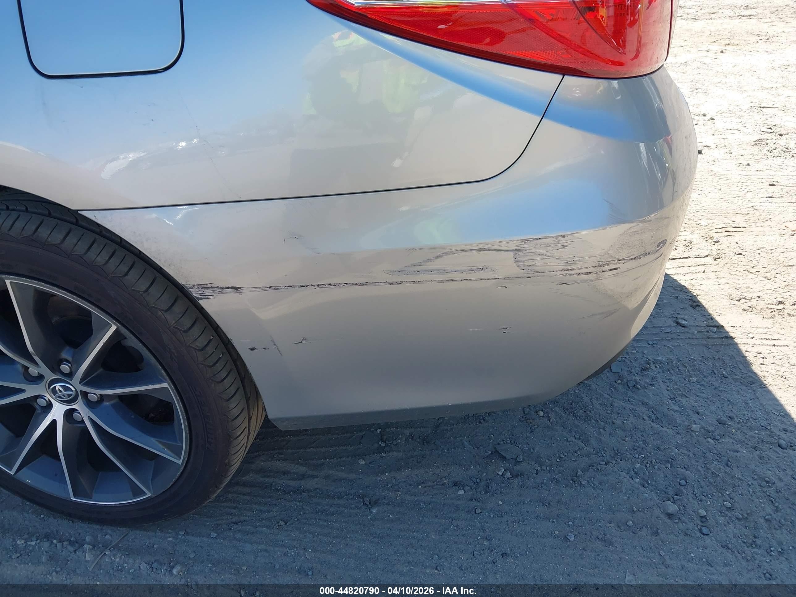 2015 Toyota Camry Xse Silver vin: 4T1BF1FK8FU935706
