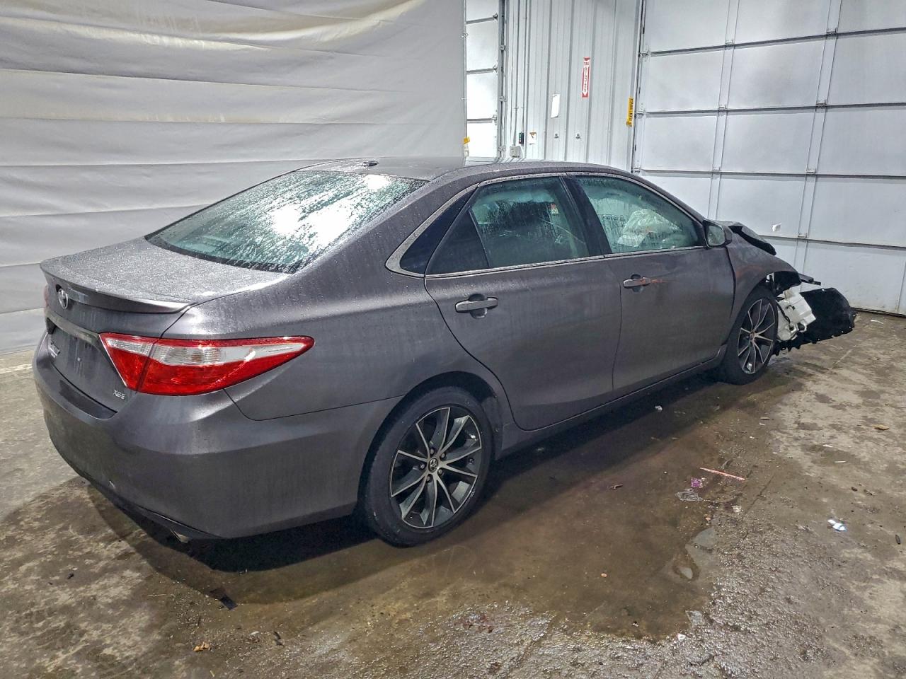 2015 Toyota Camry Xse Gray vin: 4T1BF1FK8FU952618