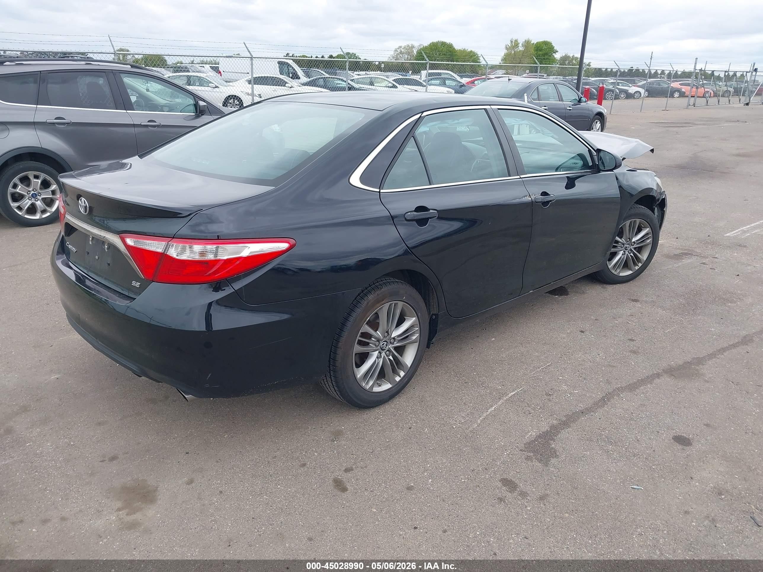 2015 Toyota Camry Se Черный vin: 4T1BF1FK8FU958368