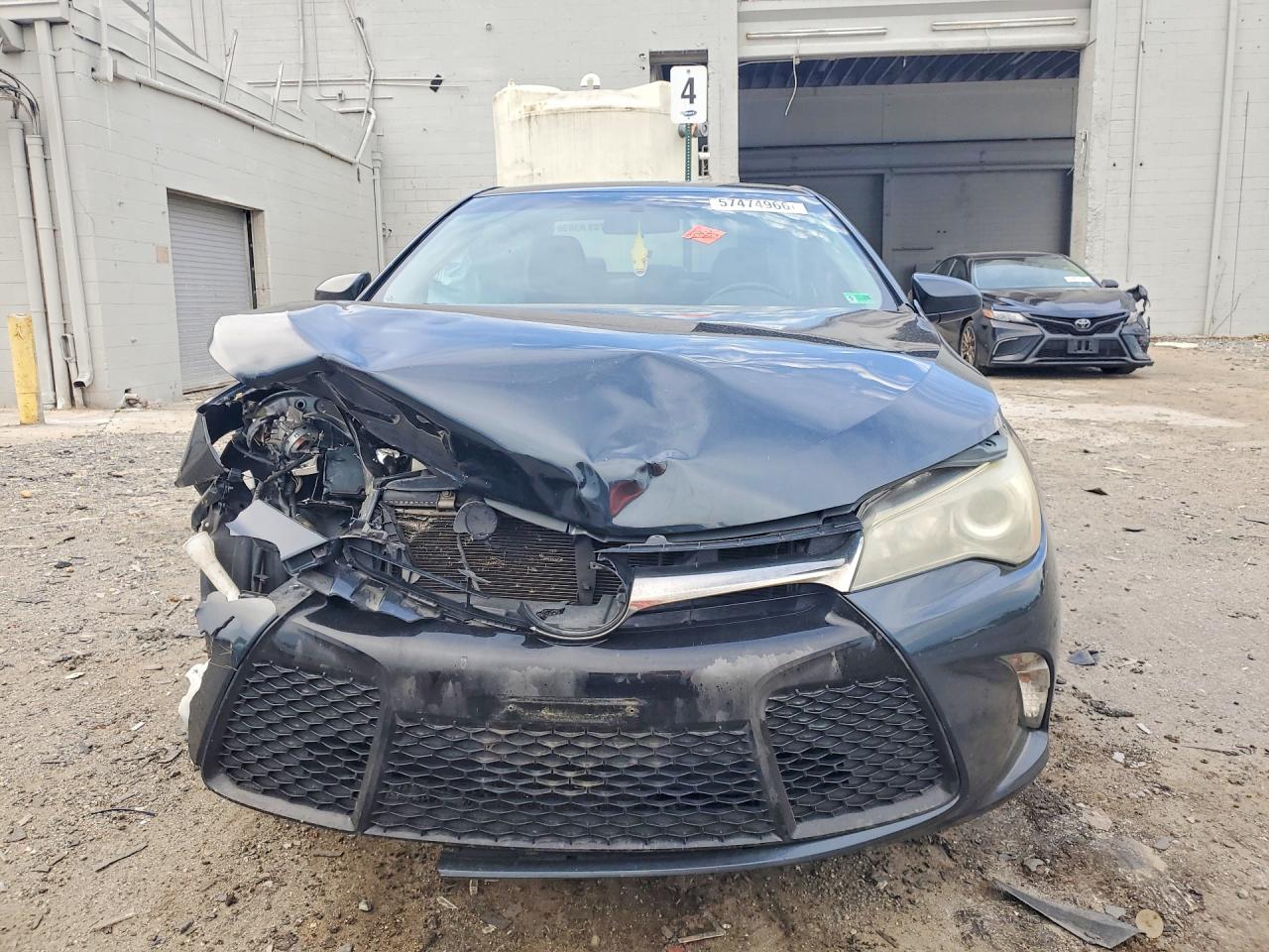 2015 Toyota Camry Se Black vin: 4T1BF1FK8FU970004