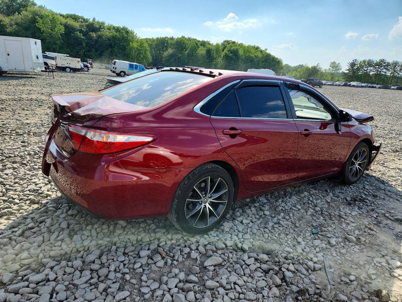 2015 Toyota Camry Xse Burgundy vin: 4T1BF1FK8FU983688