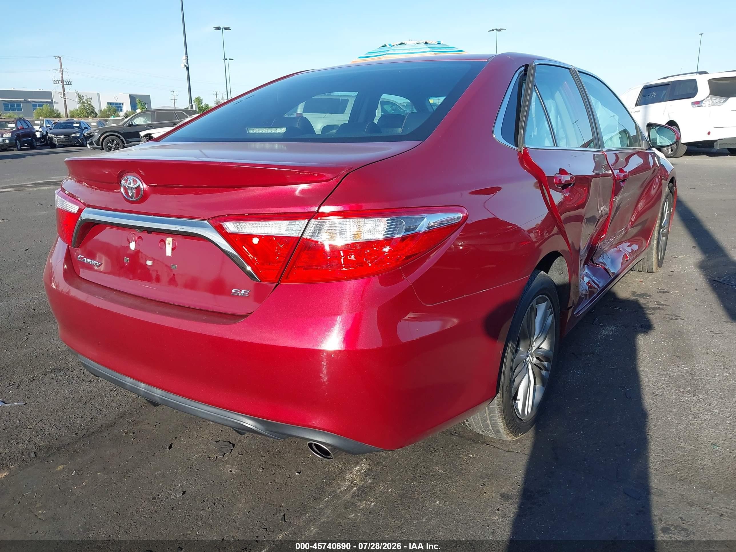 2015 Toyota Camry Se Red vin: 4T1BF1FK8FU985750