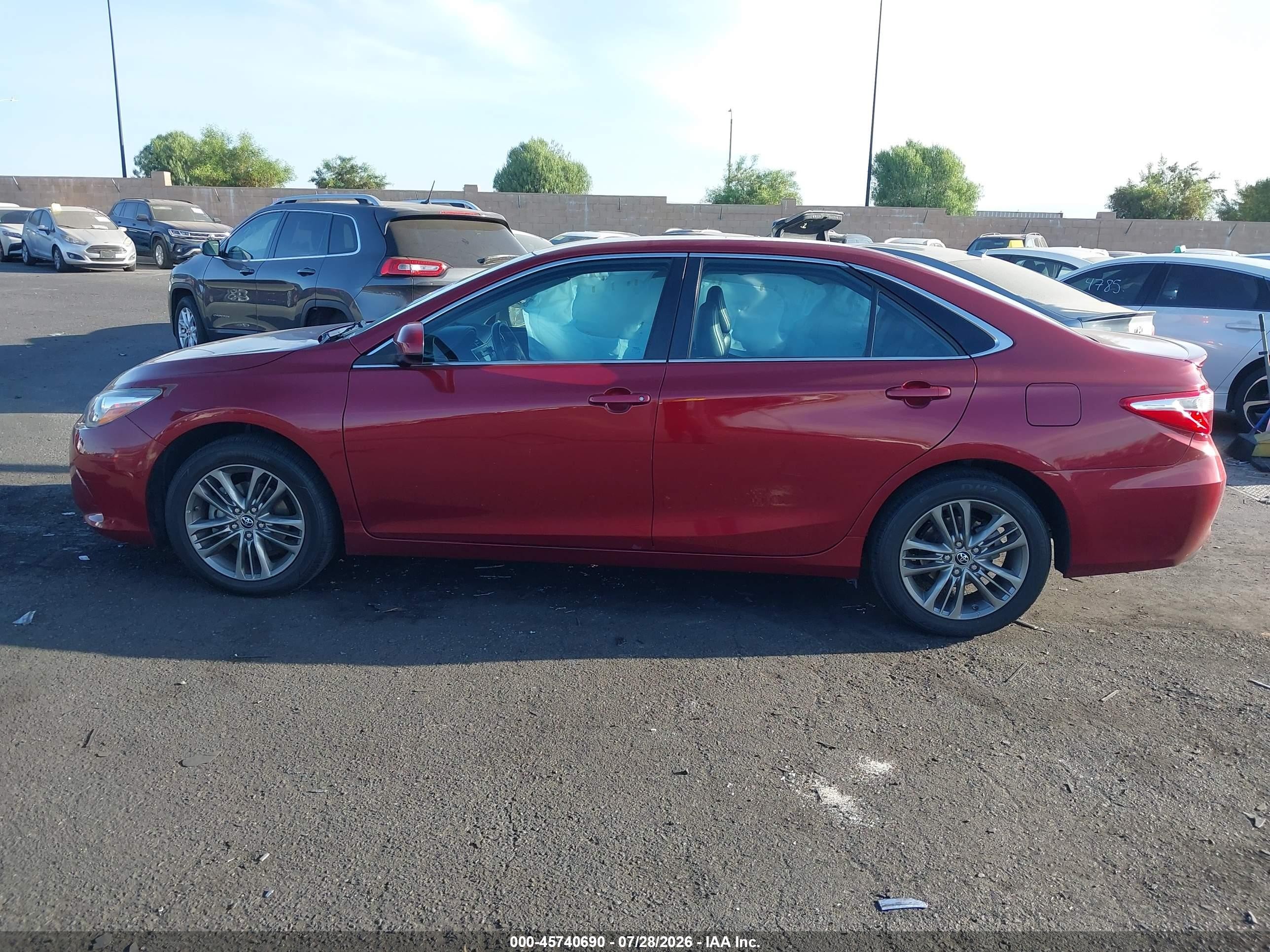 2015 Toyota Camry Se Red vin: 4T1BF1FK8FU985750