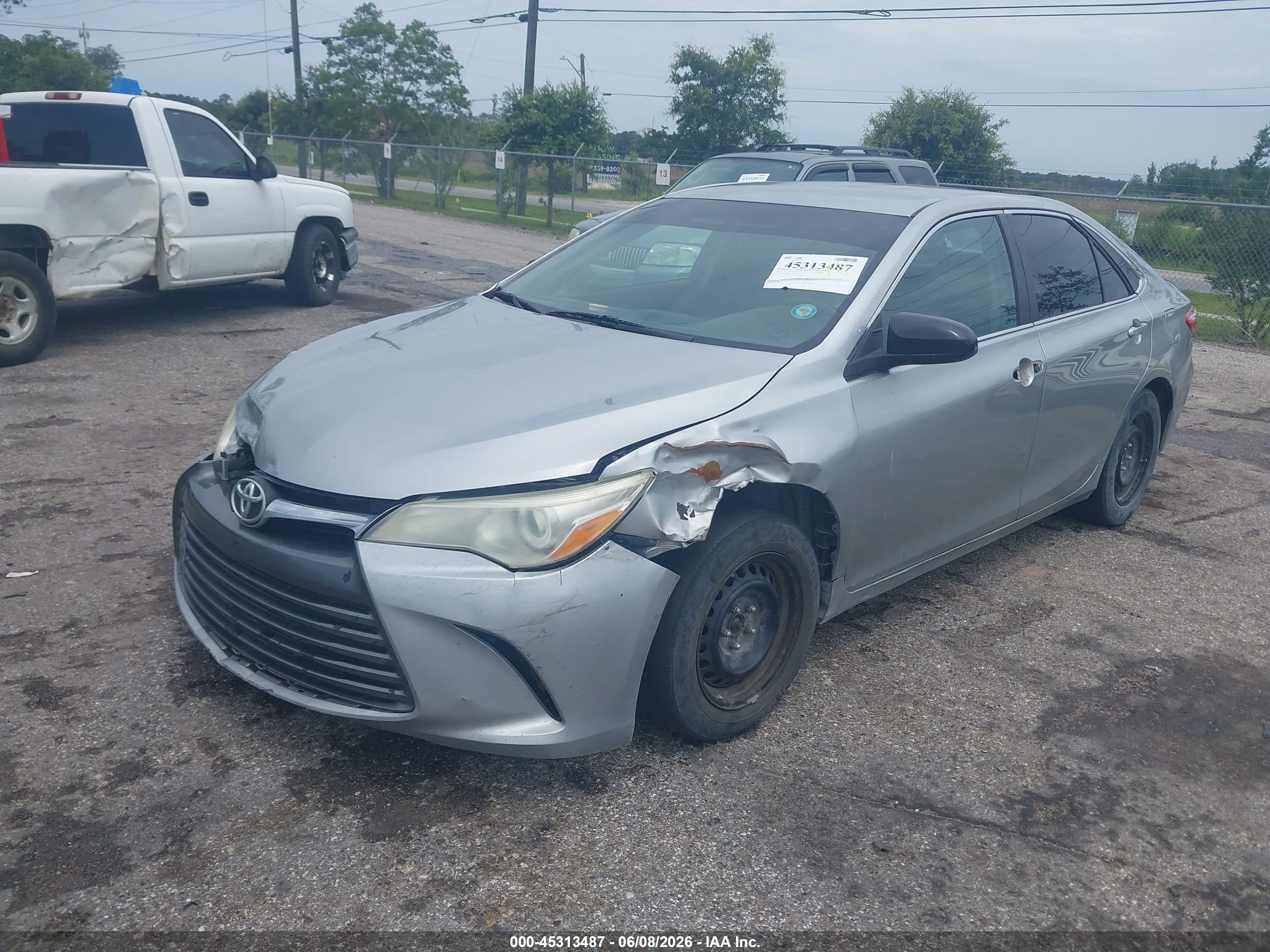 2015 Toyota Camry Le Silver vin: 4T1BF1FK8FU991743