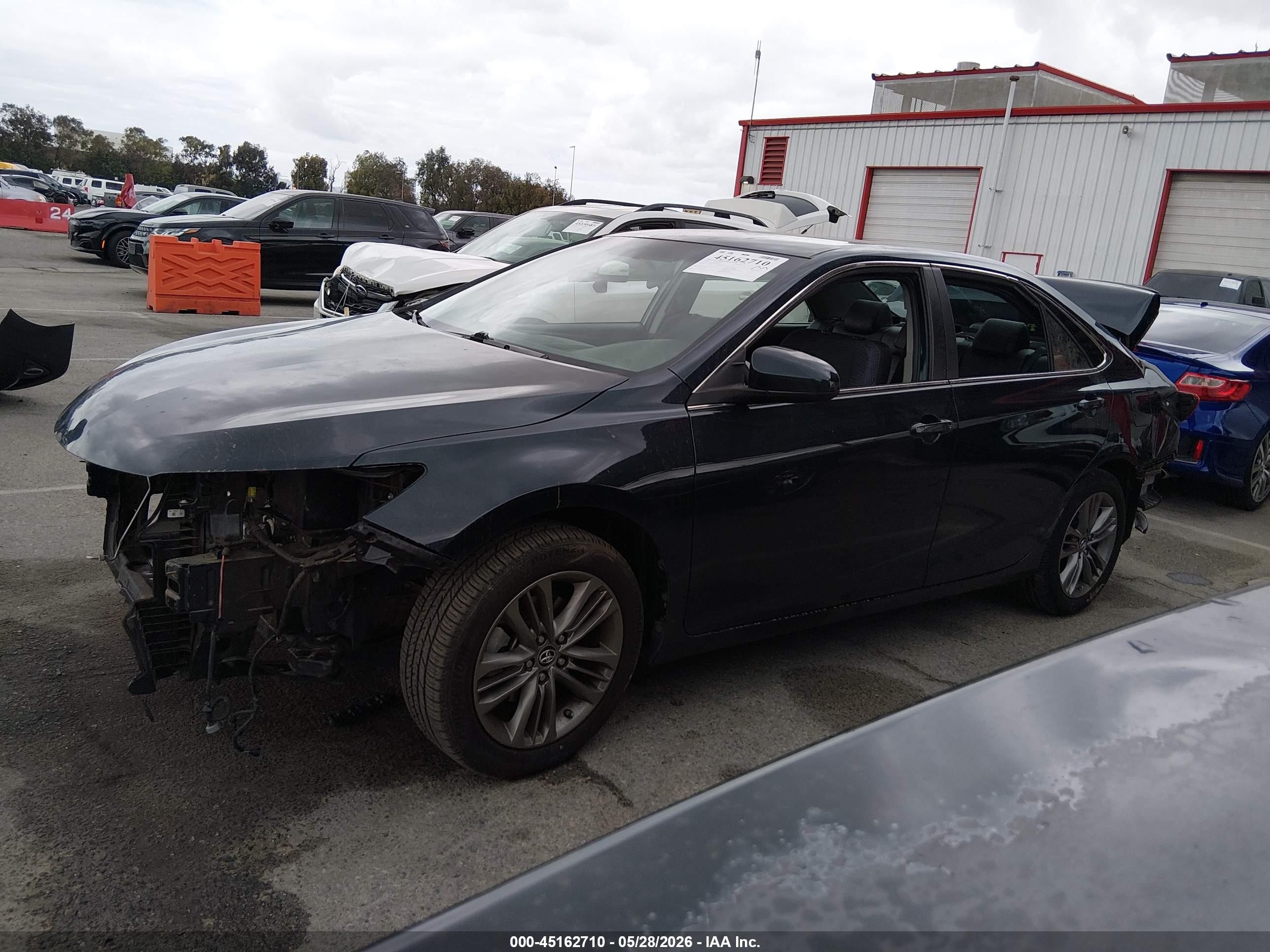 2017 Toyota Camry Se Серый vin: 4T1BF1FK8HU320771
