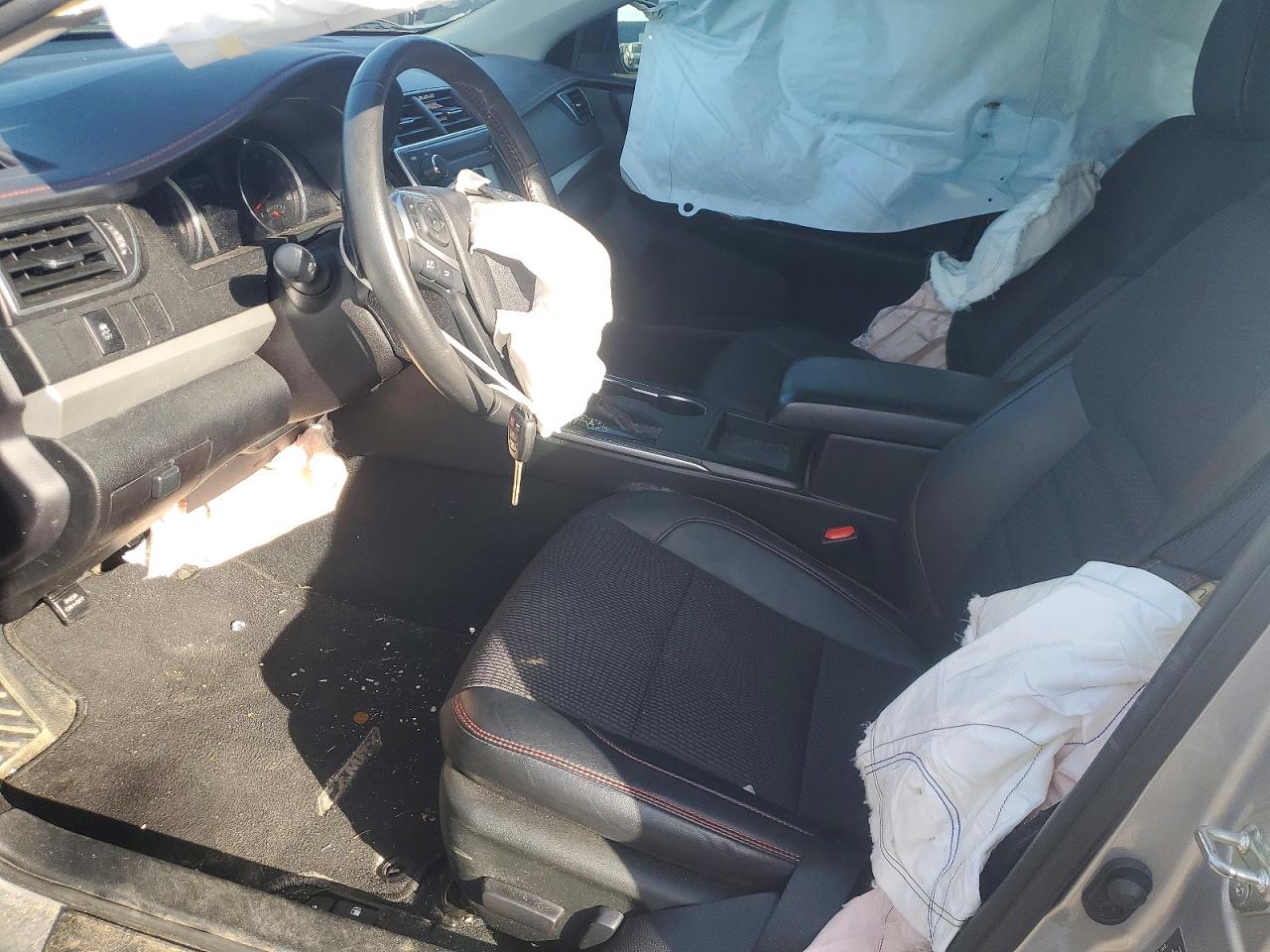 2017 Toyota Camry Se Silver vin: 4T1BF1FK8HU322665