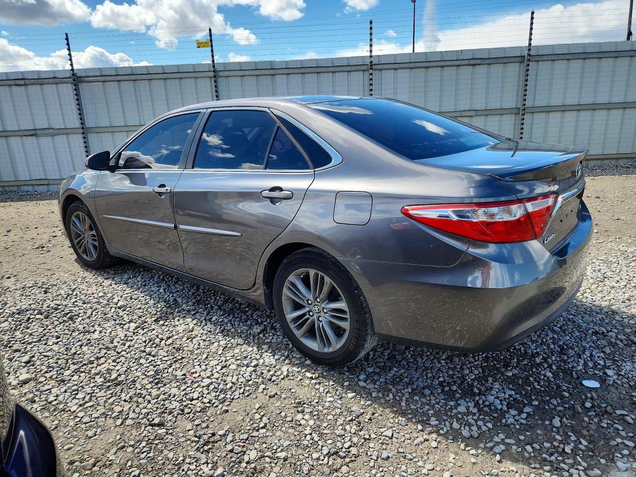 2017 Toyota Camry Se Gray vin: 4T1BF1FK8HU635747