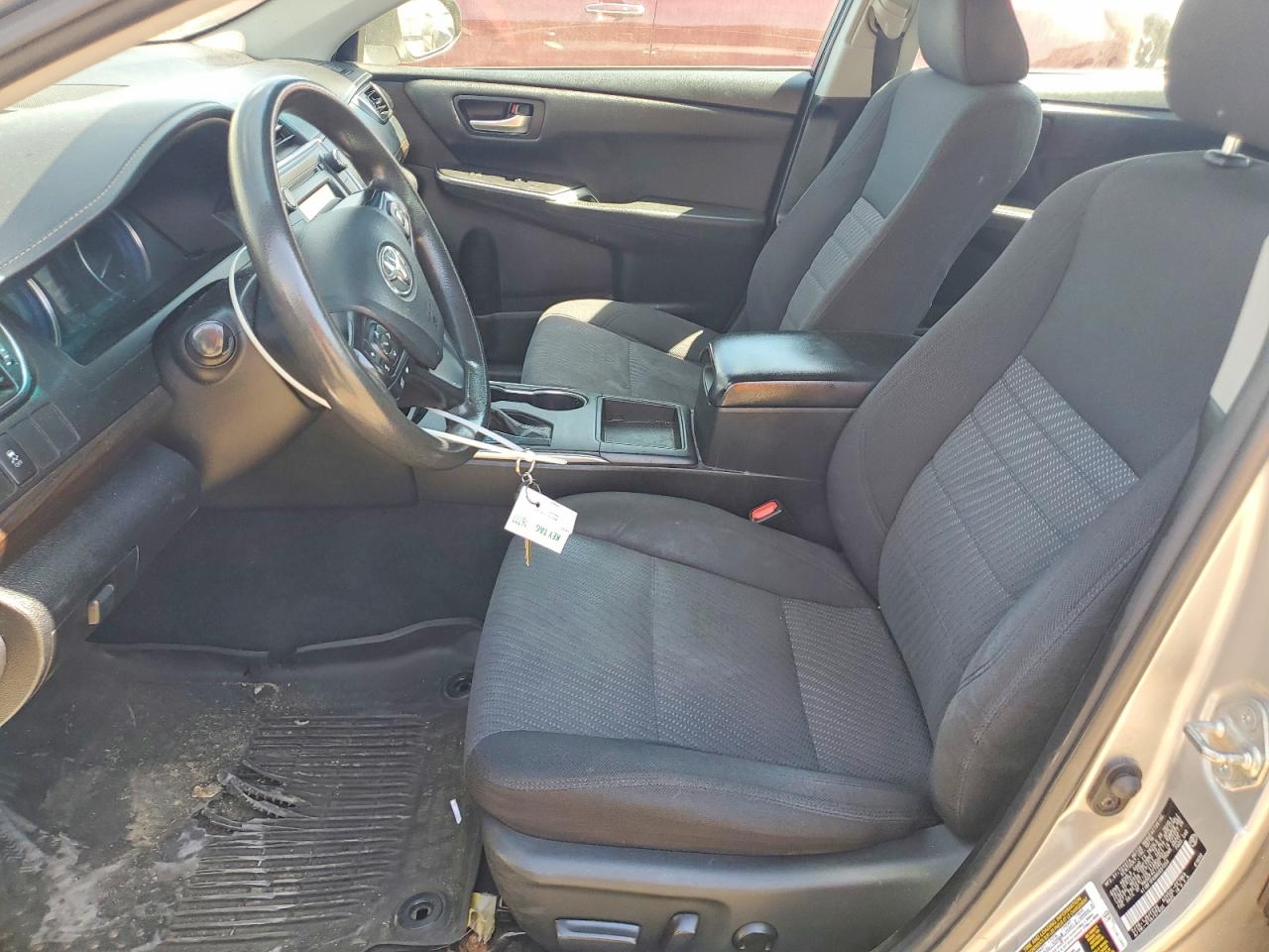 2017 Toyota Camry Le Silver vin: 4T1BF1FK8HU691350