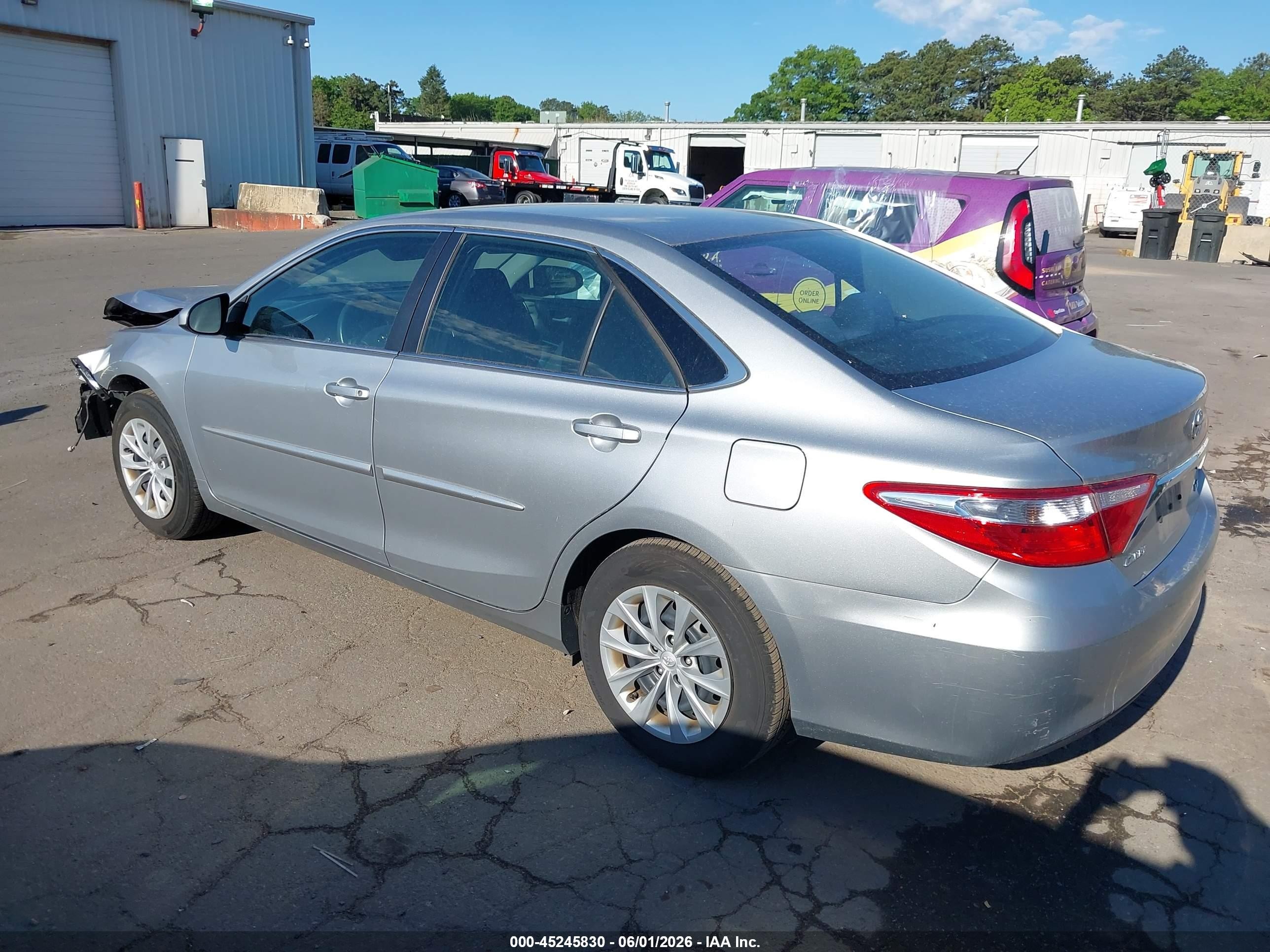 2017 Toyota Camry Le Gray vin: 4T1BF1FK8HU751255