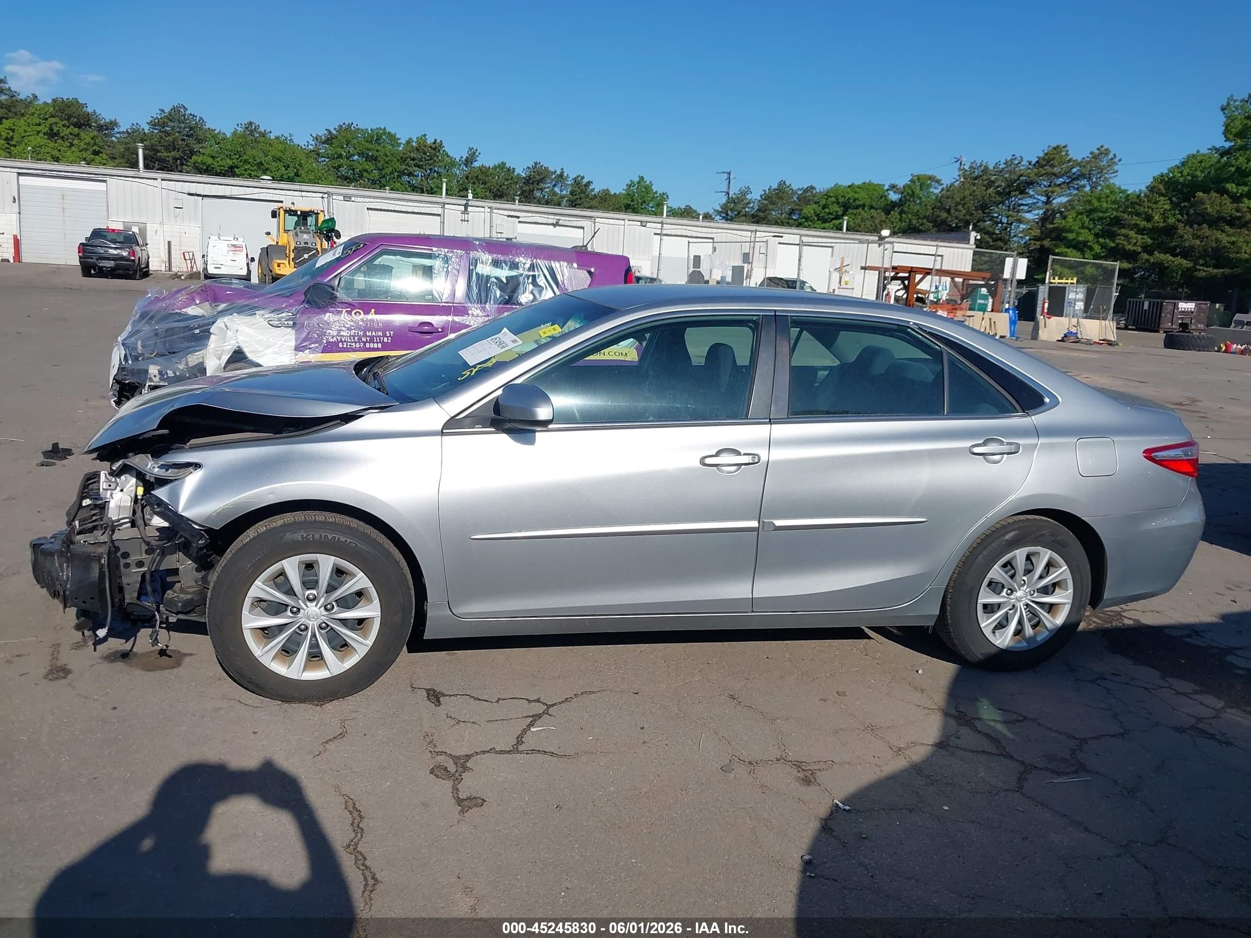 2017 Toyota Camry Le Gray vin: 4T1BF1FK8HU751255