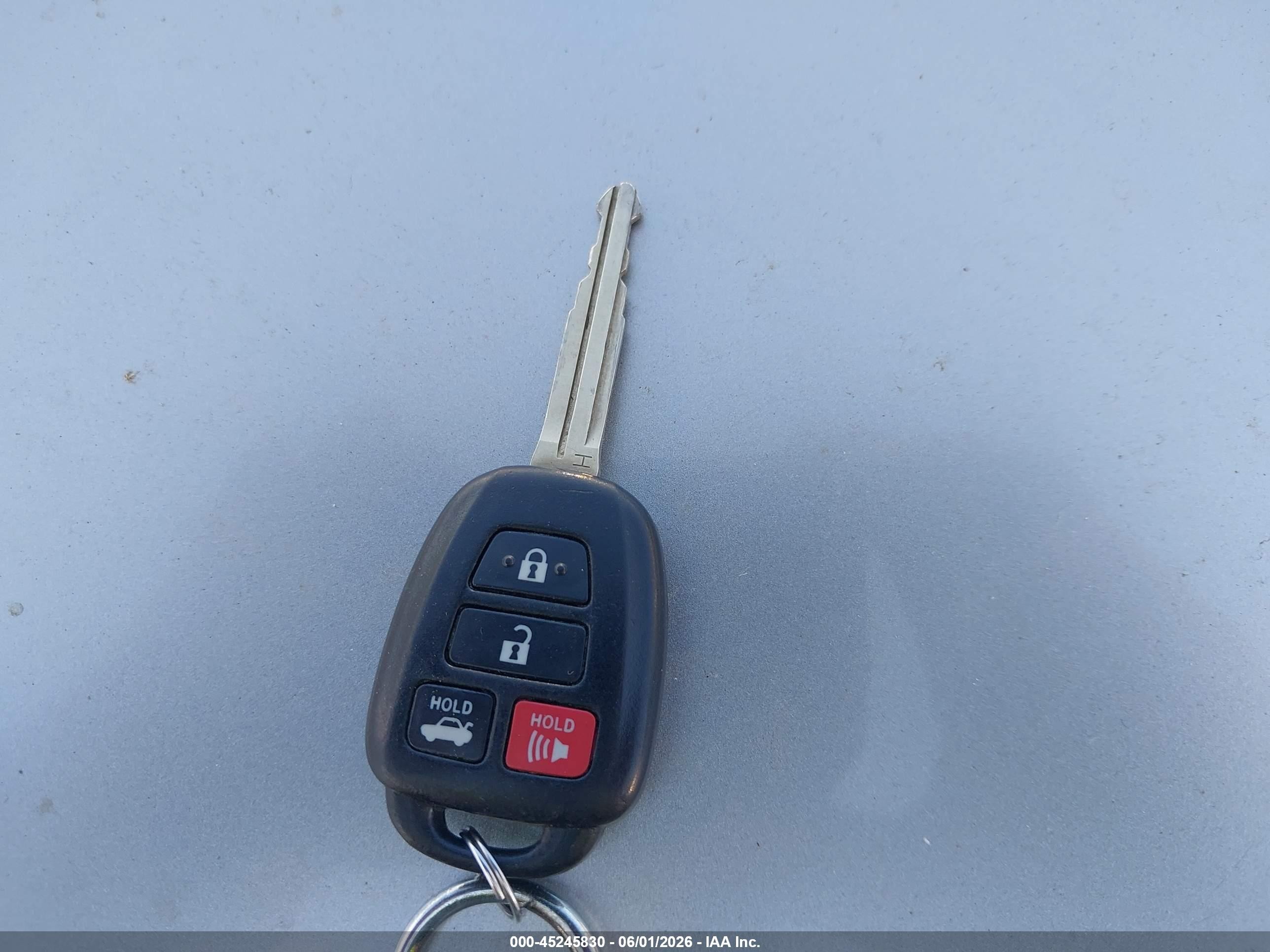 2017 Toyota Camry Le Gray vin: 4T1BF1FK8HU751255