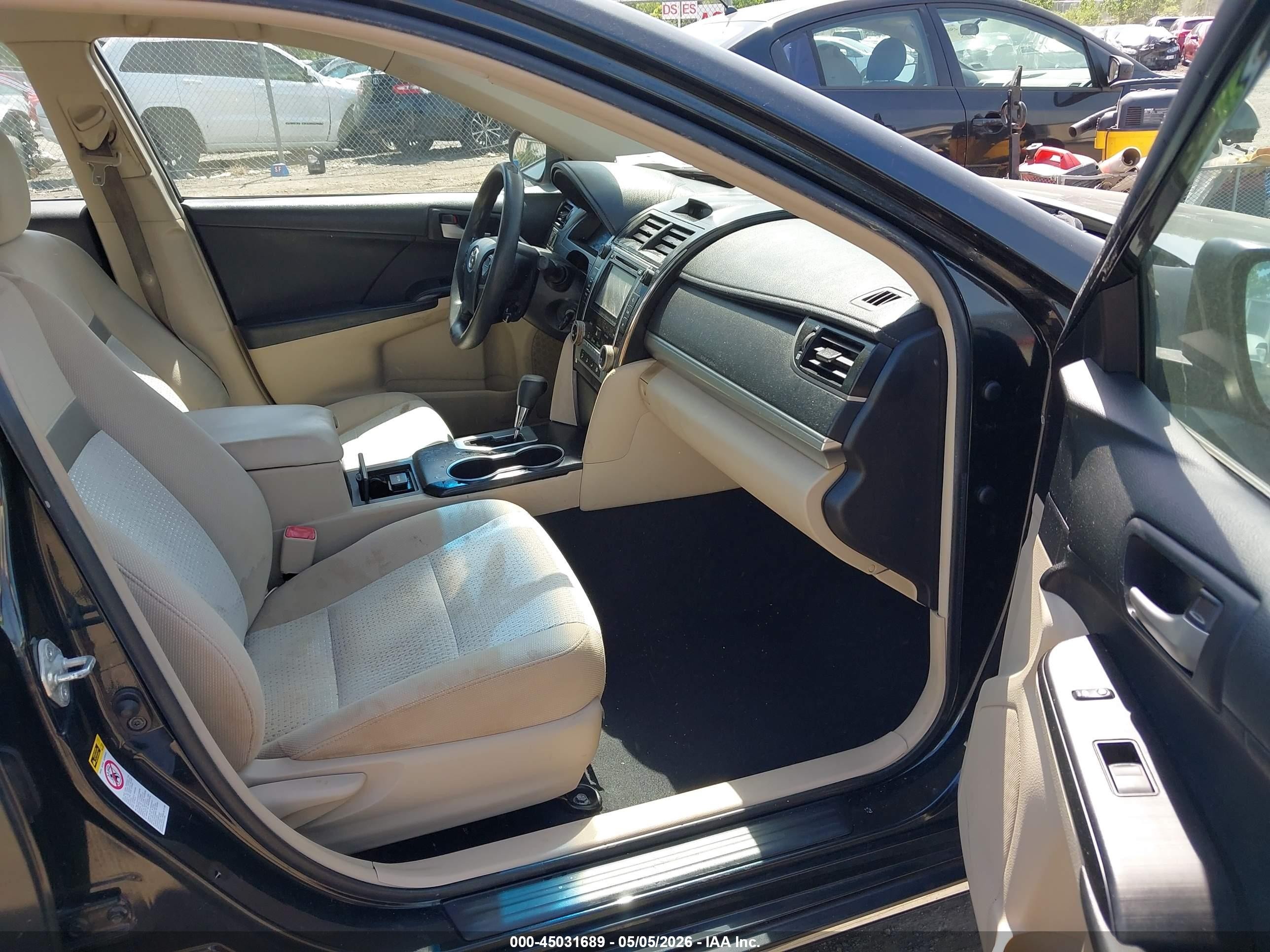 2012 Toyota Camry Le Black vin: 4T1BF1FK9CU005955