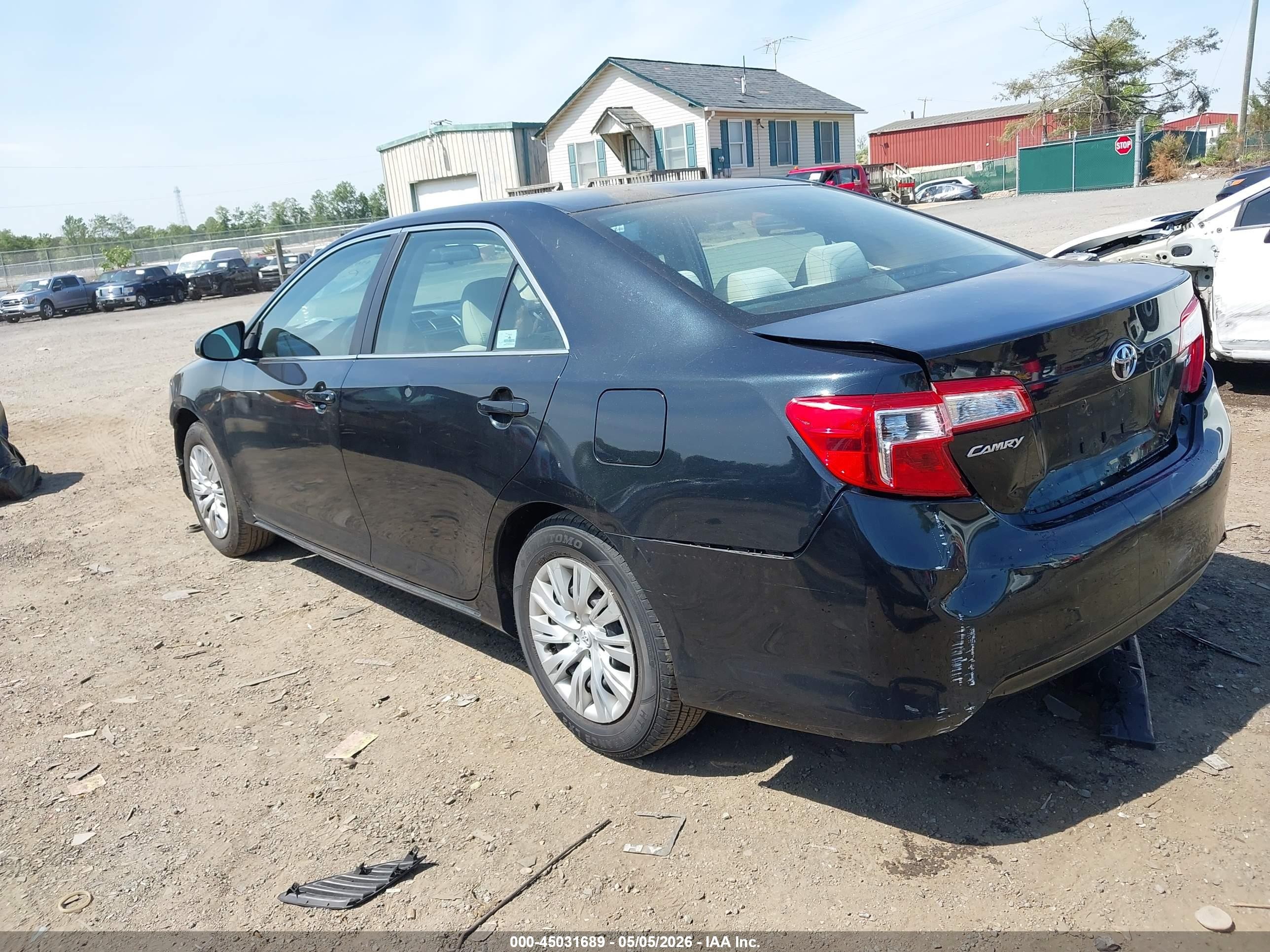 2012 Toyota Camry Le Black vin: 4T1BF1FK9CU005955