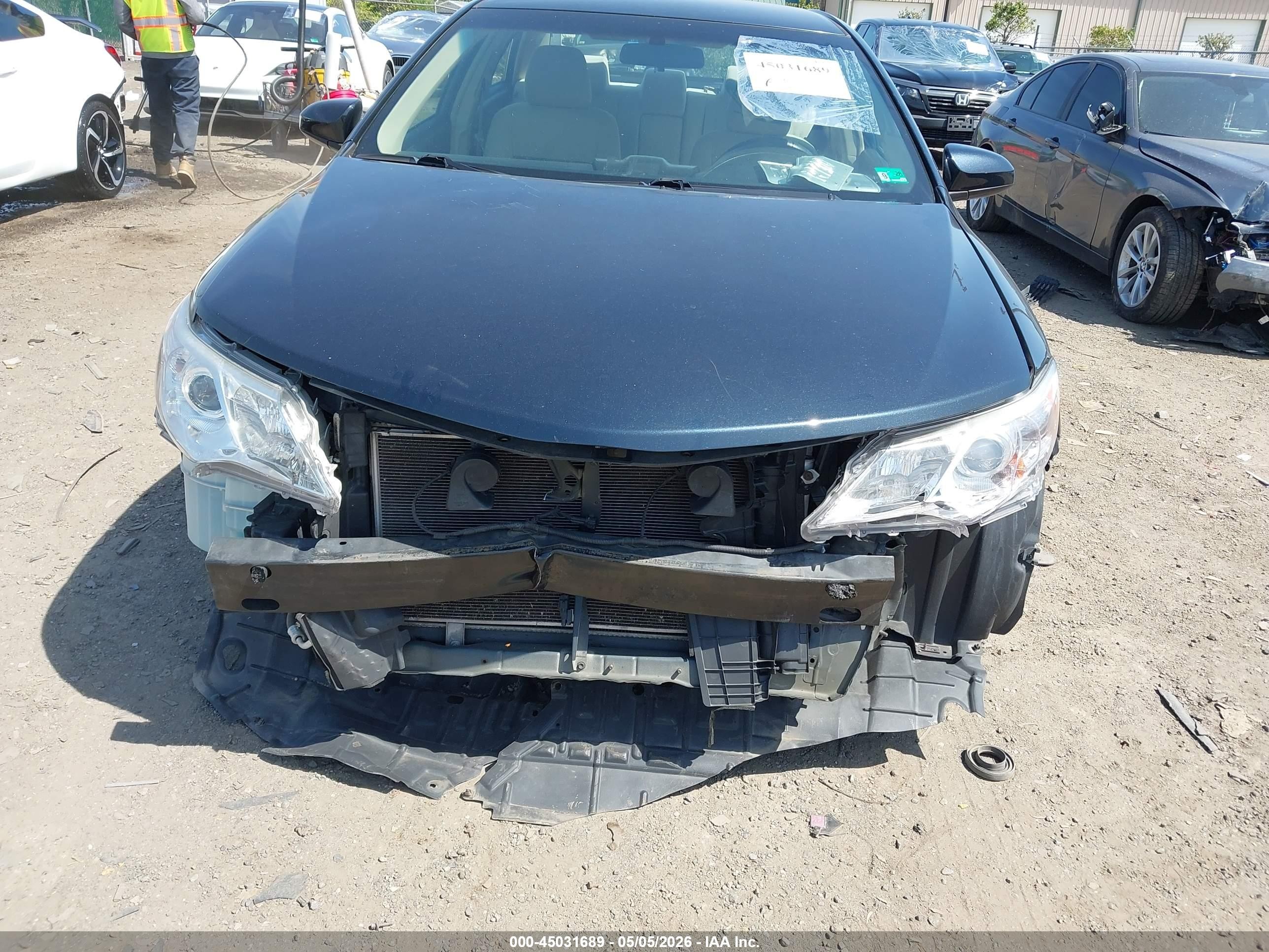 2012 Toyota Camry Le Black vin: 4T1BF1FK9CU005955