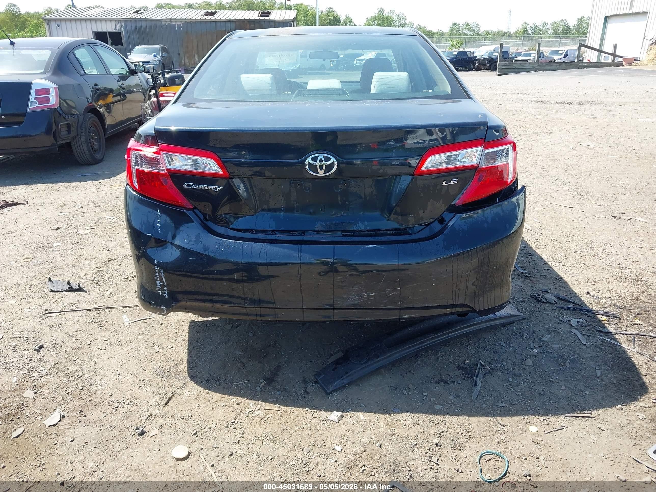 2012 Toyota Camry Le Black vin: 4T1BF1FK9CU005955