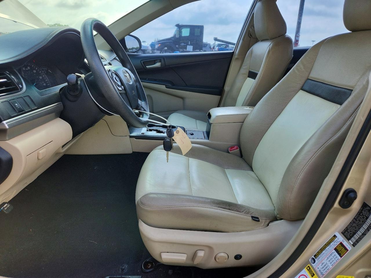 2012 Toyota Camry Le Gold vin: 4T1BF1FK9CU025168