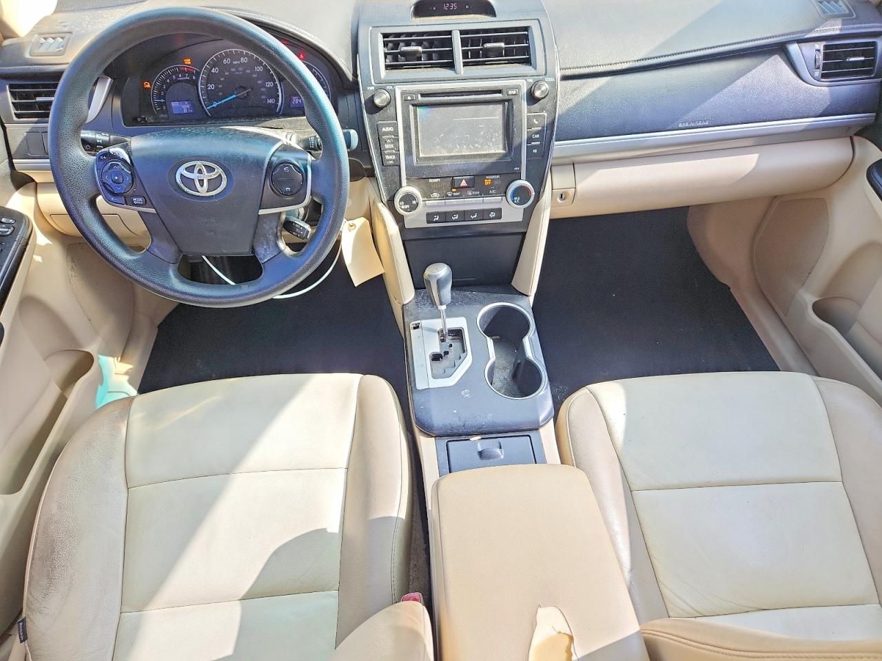 2012 Toyota Camry Le Gold vin: 4T1BF1FK9CU025168