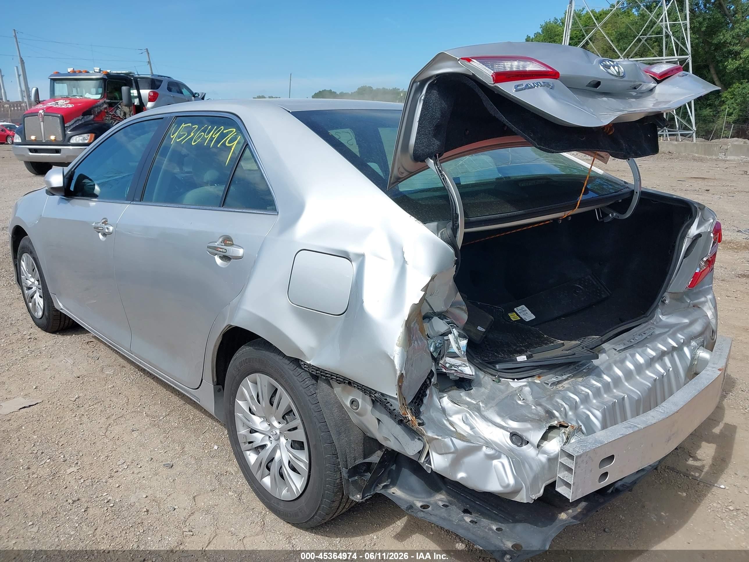 2012 Toyota Camry Le Серебряный vin: 4T1BF1FK9CU028796