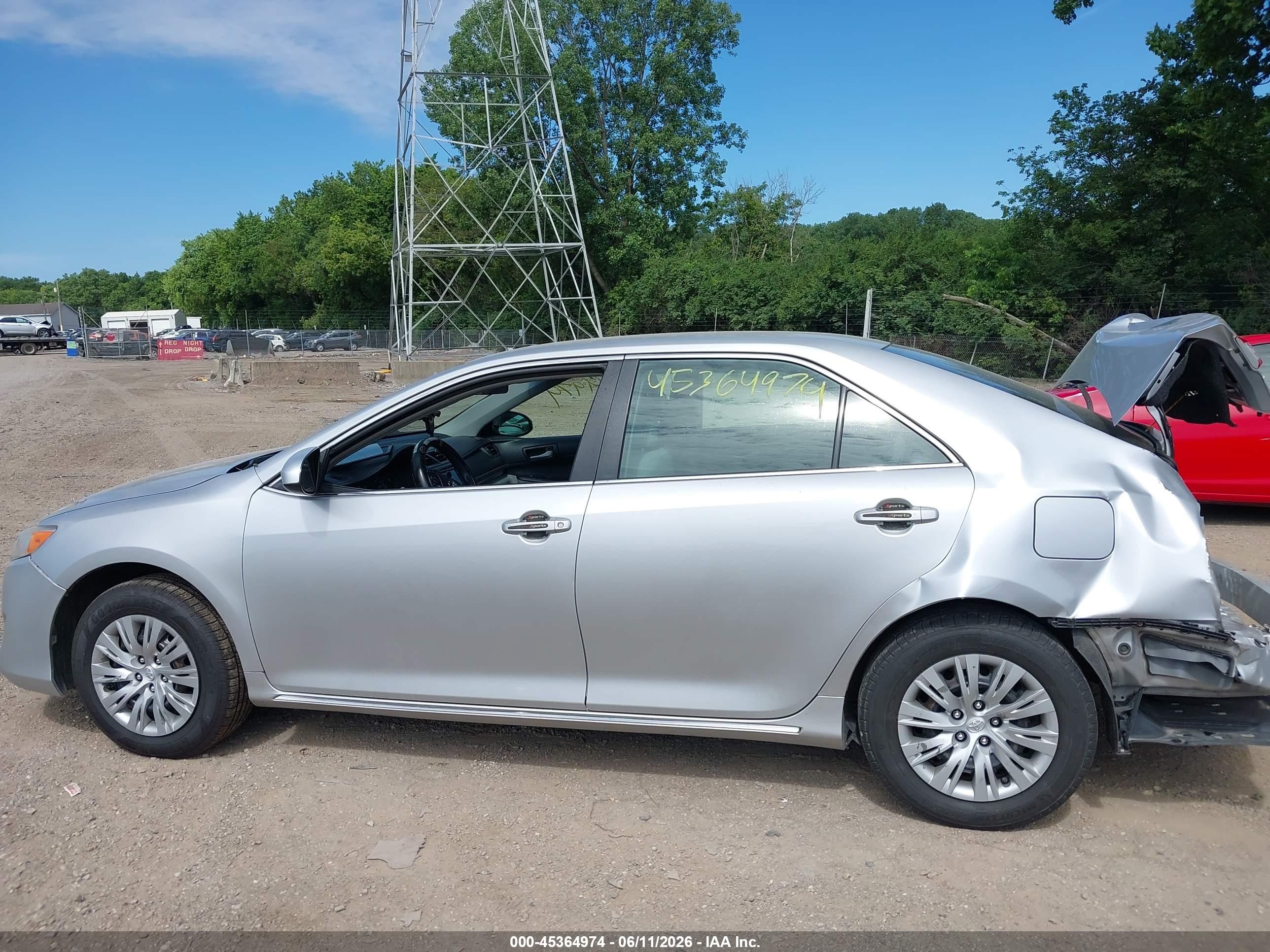 2012 Toyota Camry Le Серебряный vin: 4T1BF1FK9CU028796