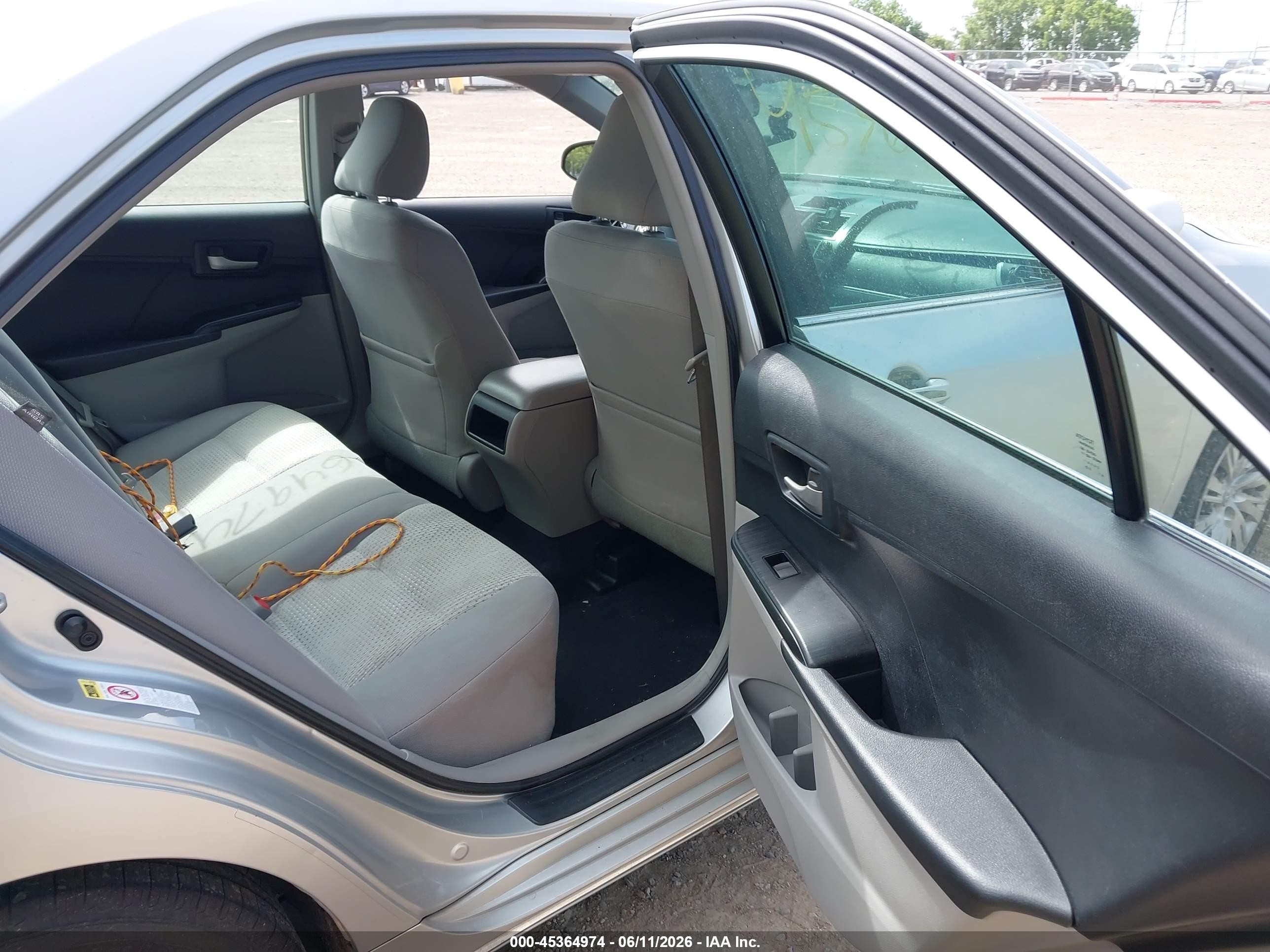 2012 Toyota Camry Le Серебряный vin: 4T1BF1FK9CU028796