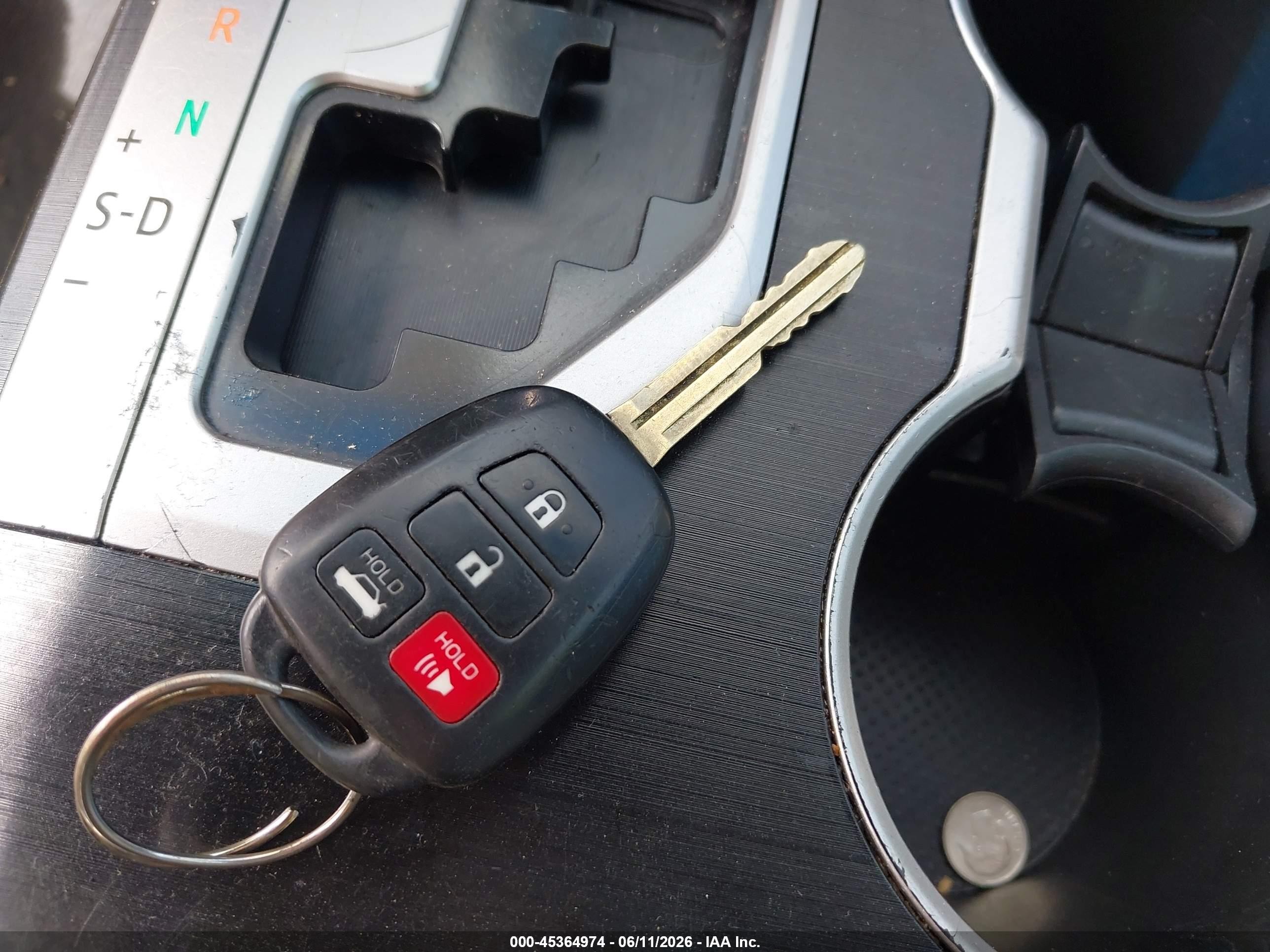 2012 Toyota Camry Le Серебряный vin: 4T1BF1FK9CU028796