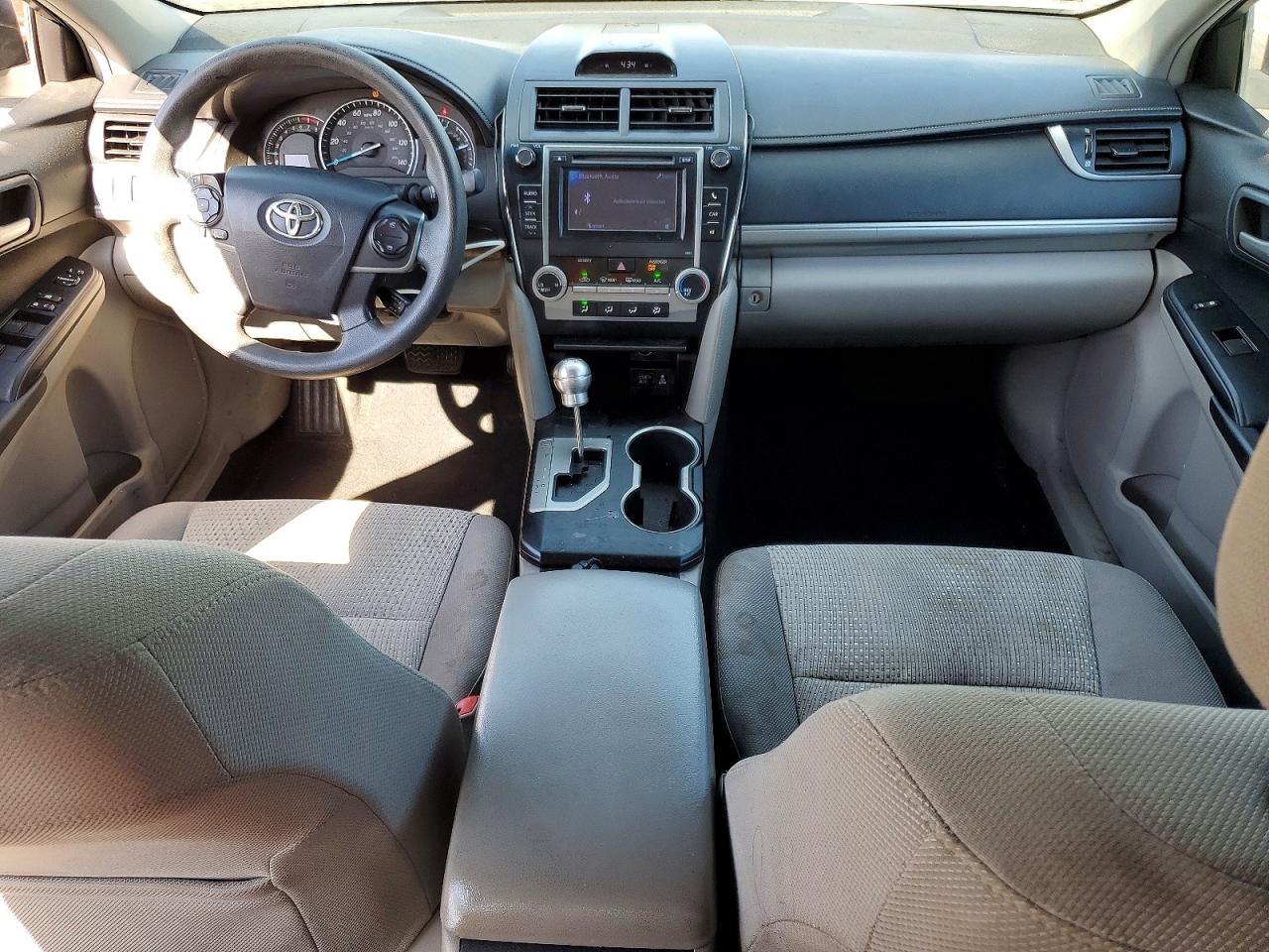2012 Toyota Camry Le Серебряный vin: 4T1BF1FK9CU038244