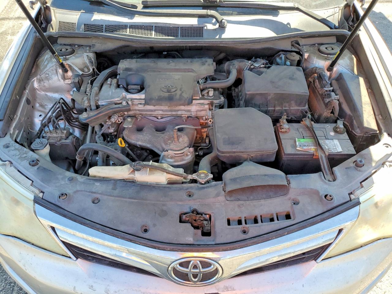 2012 Toyota Camry Le Серебряный vin: 4T1BF1FK9CU038244