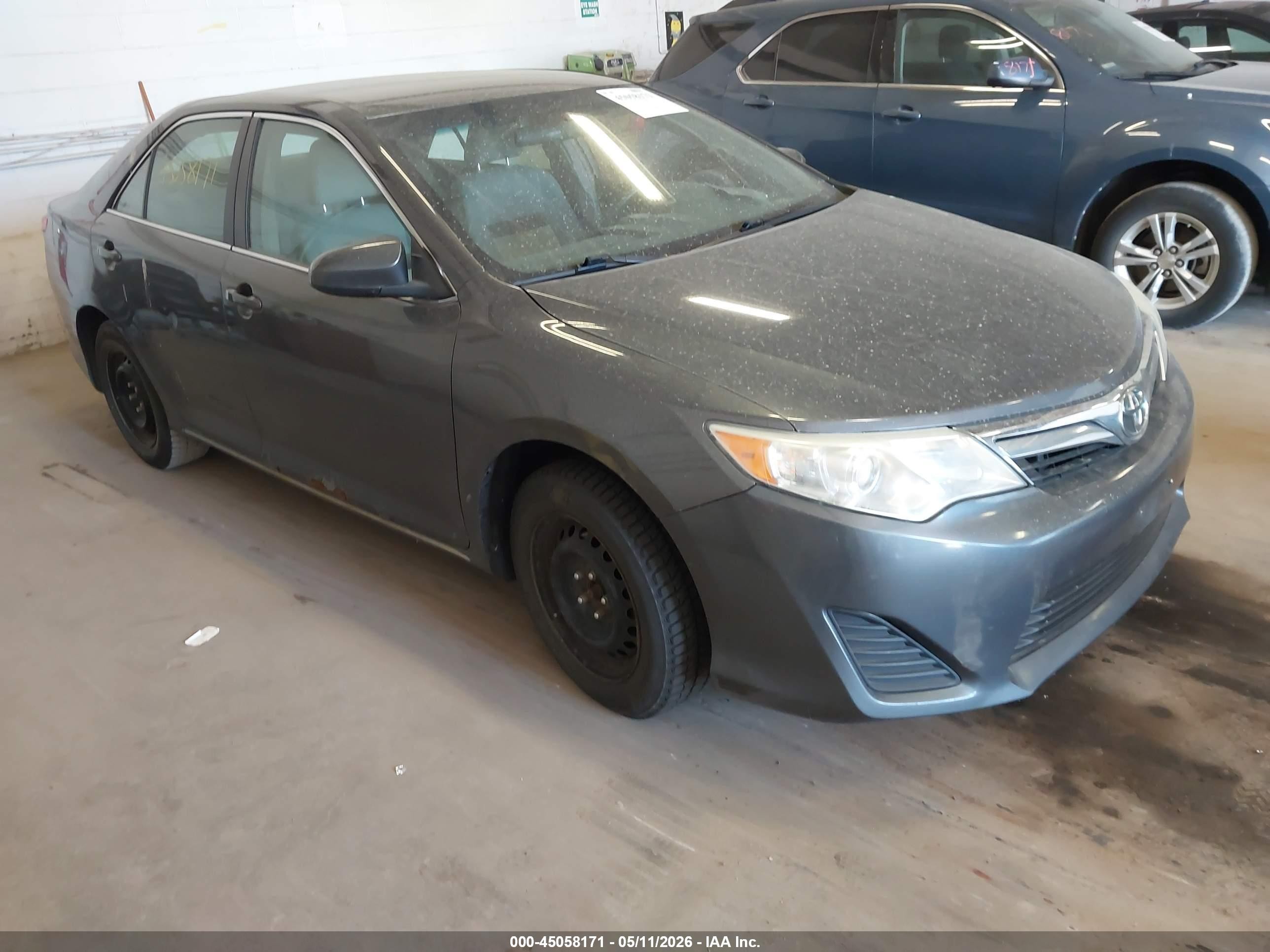 2012 Toyota Camry Le Gray vin: 4T1BF1FK9CU090893