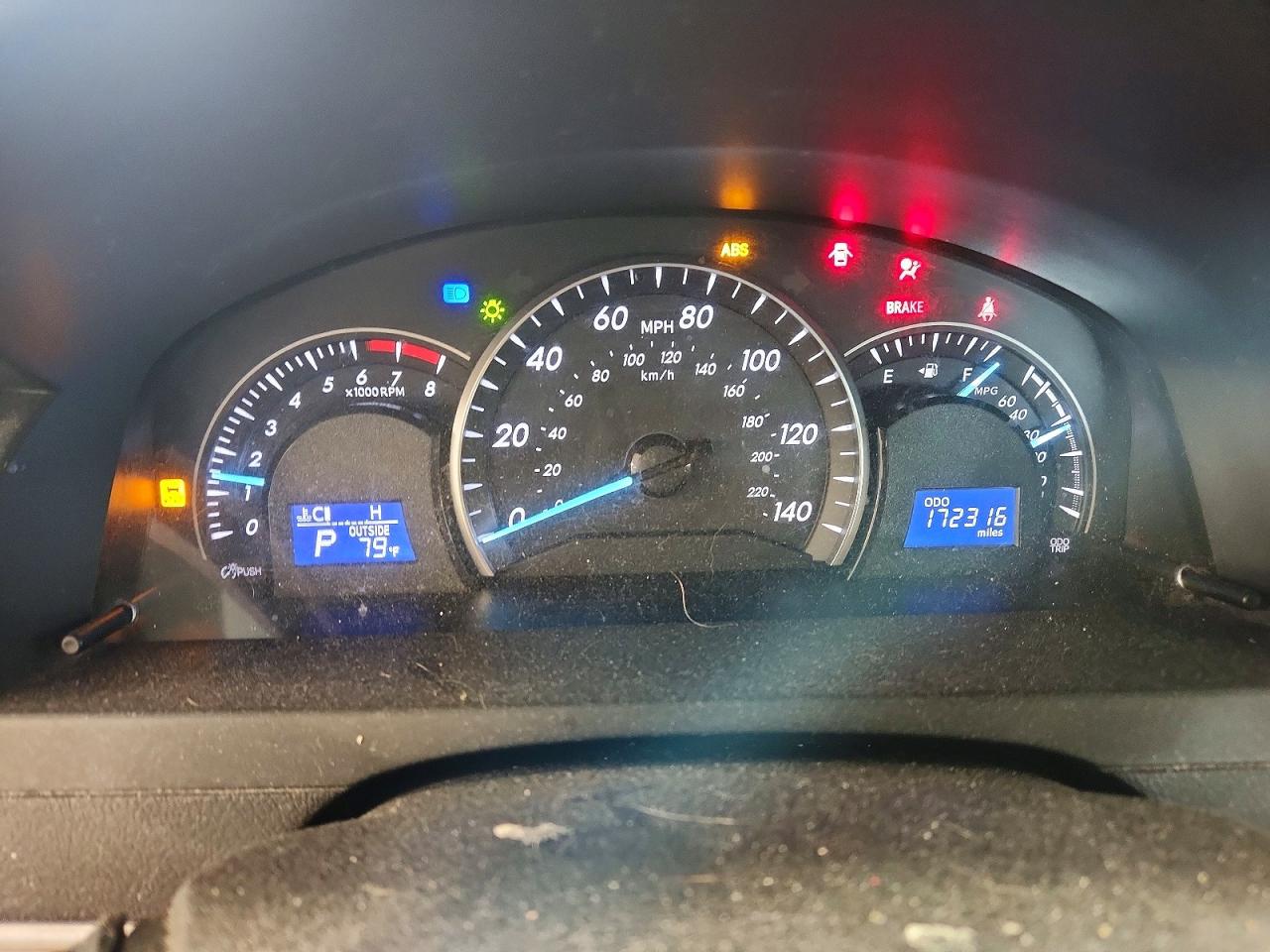 2012 Toyota Camry Le Silver vin: 4T1BF1FK9CU091641