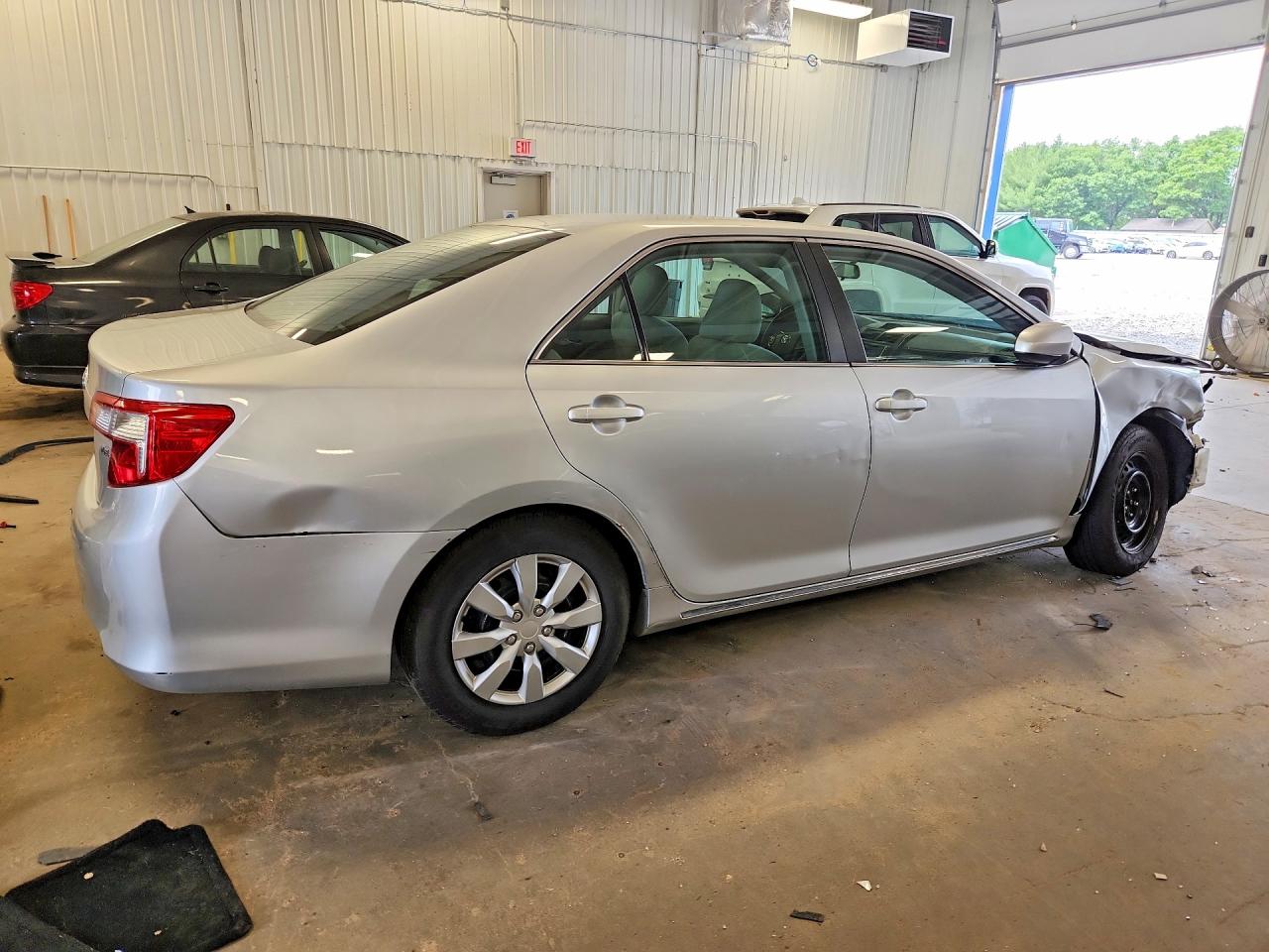 2012 Toyota Camry Le Silver vin: 4T1BF1FK9CU091641