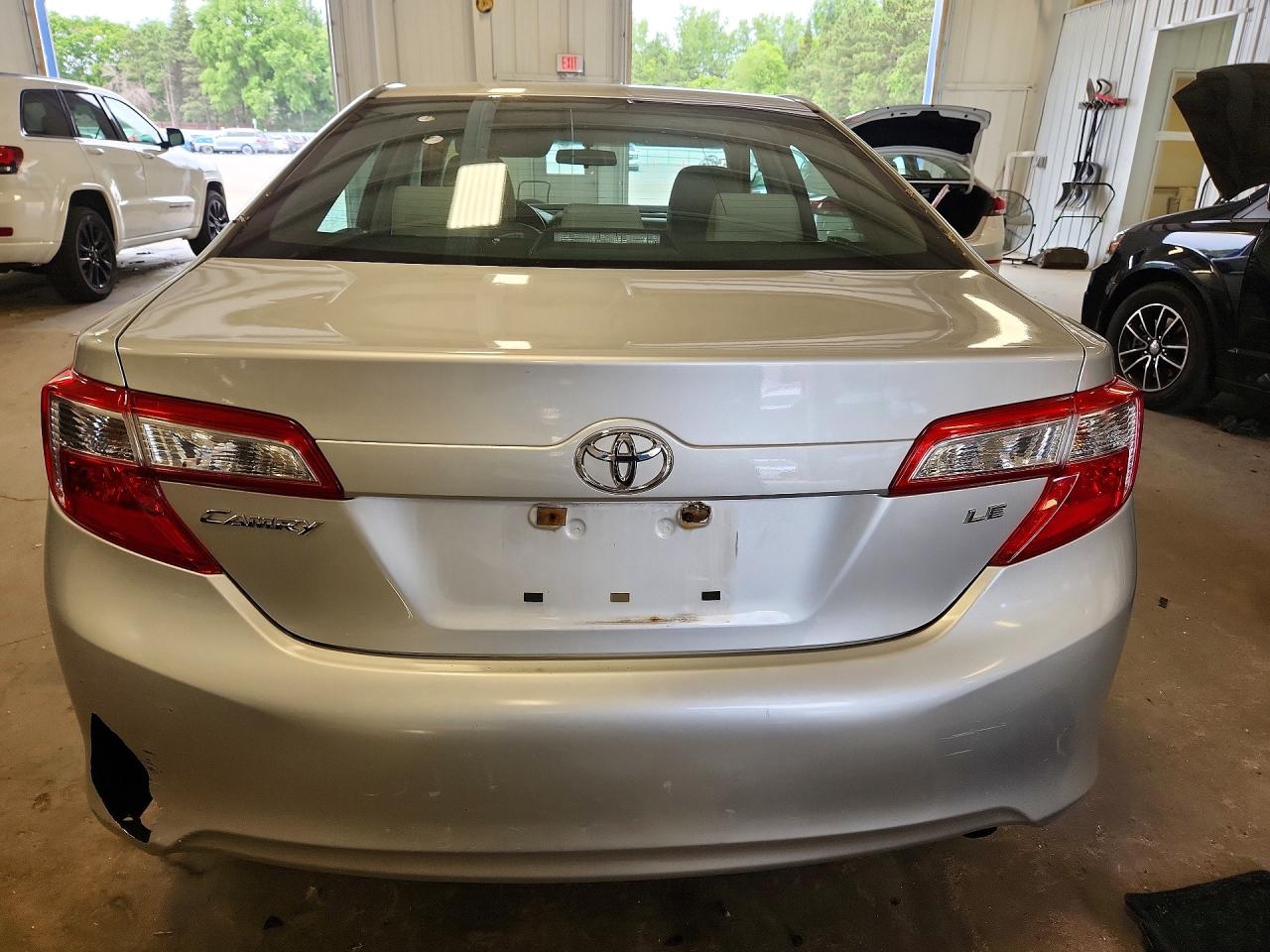 2012 Toyota Camry Le Silver vin: 4T1BF1FK9CU091641