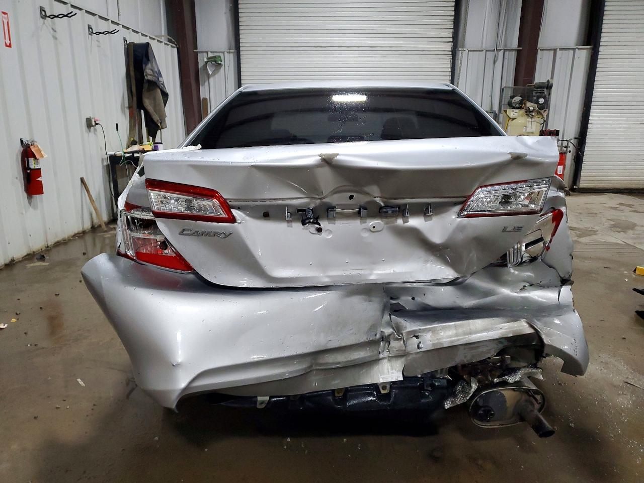 2012 Toyota Camry Le Серебряный vin: 4T1BF1FK9CU104386
