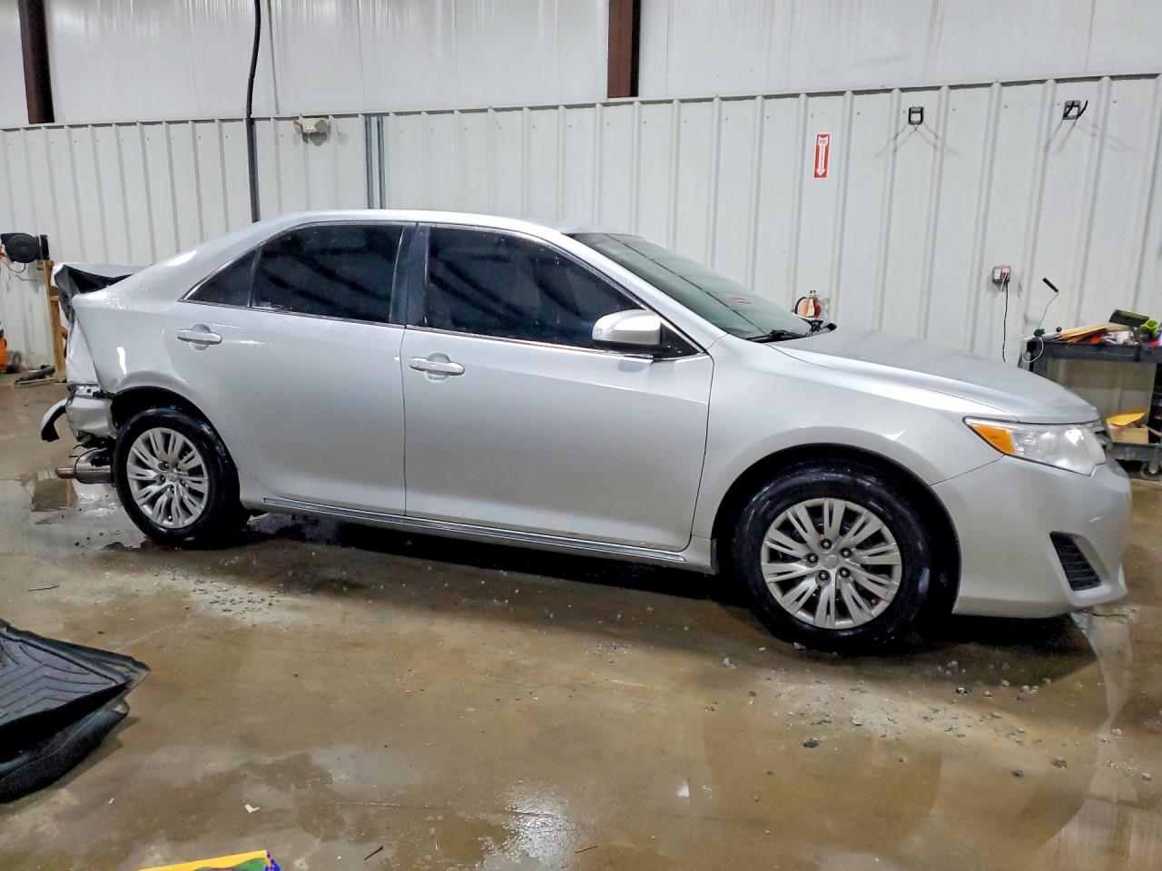 2012 Toyota Camry Le Серебряный vin: 4T1BF1FK9CU104386