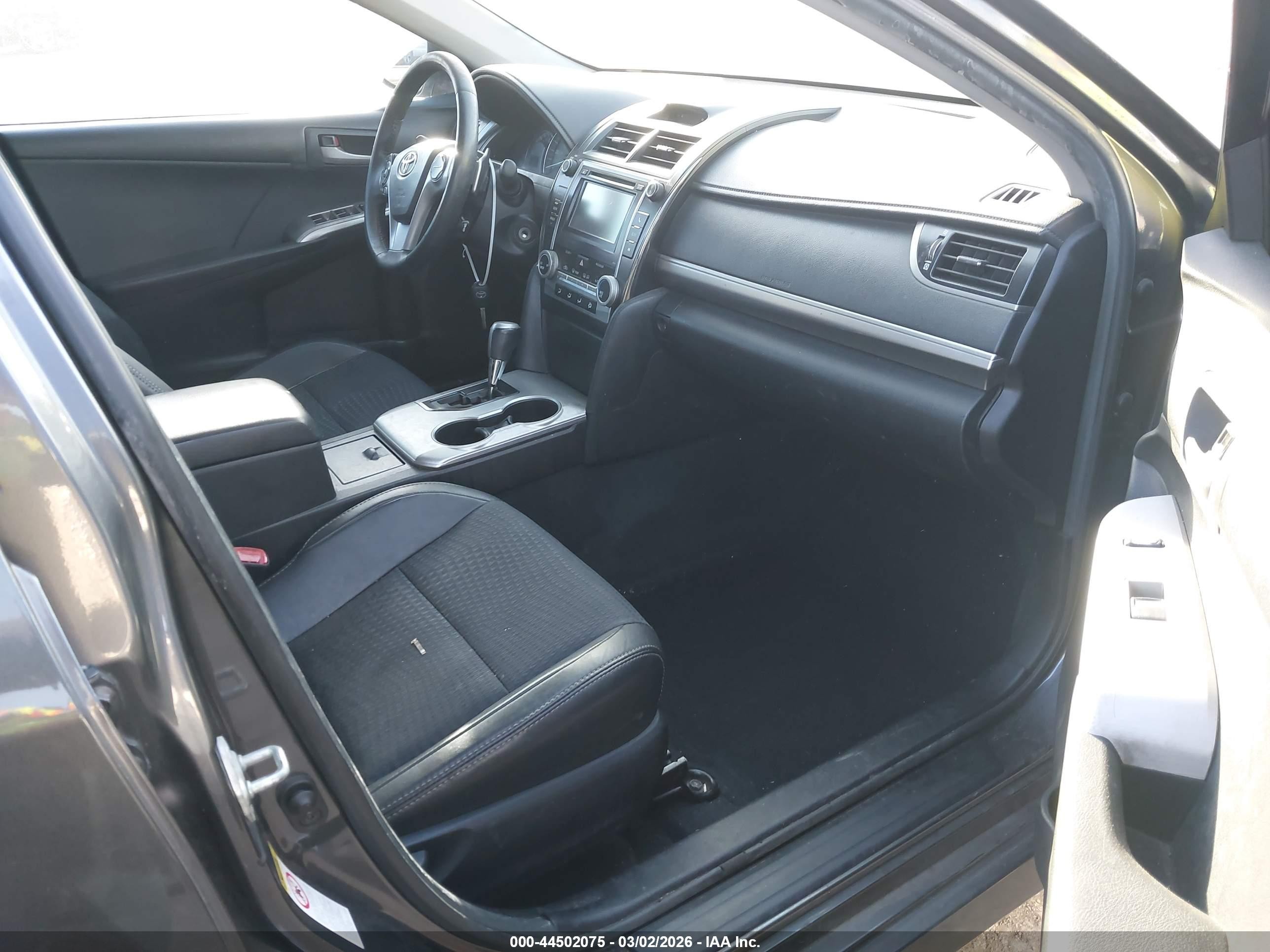 2012 Toyota Camry Se Gray vin: 4T1BF1FK9CU112066