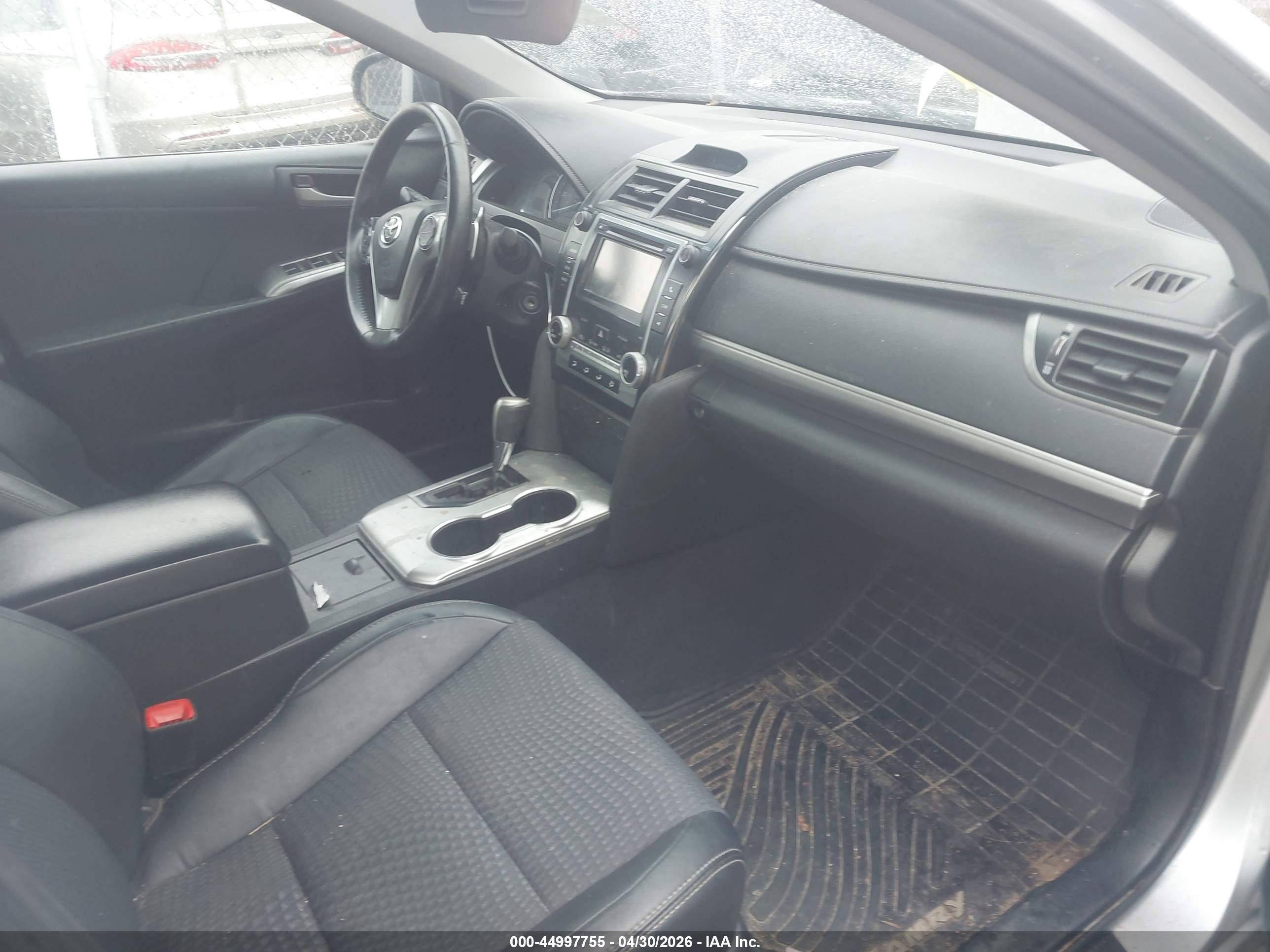 2012 Toyota Camry Se Silver vin: 4T1BF1FK9CU118711