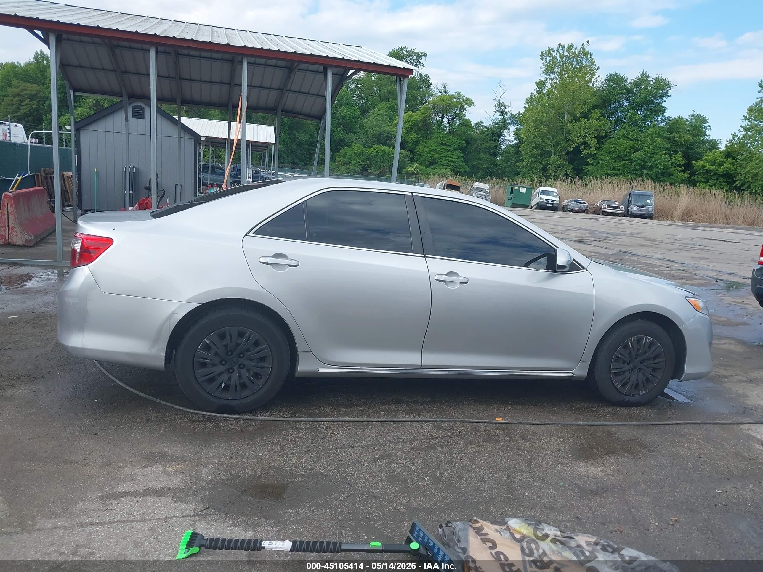 2012 Toyota Camry Le Silver vin: 4T1BF1FK9CU126856