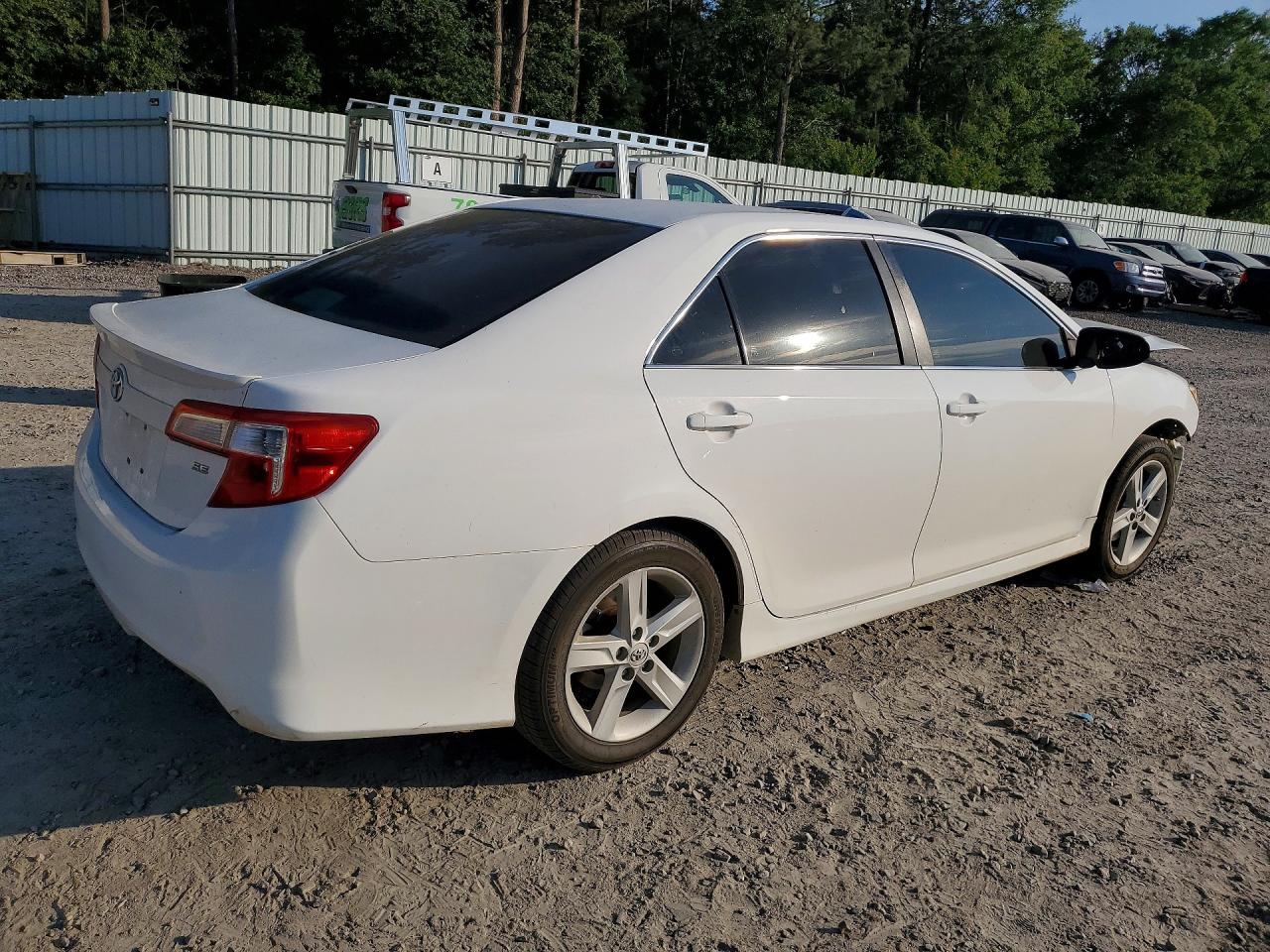 2012 Toyota Camry Se White vin: 4T1BF1FK9CU132513