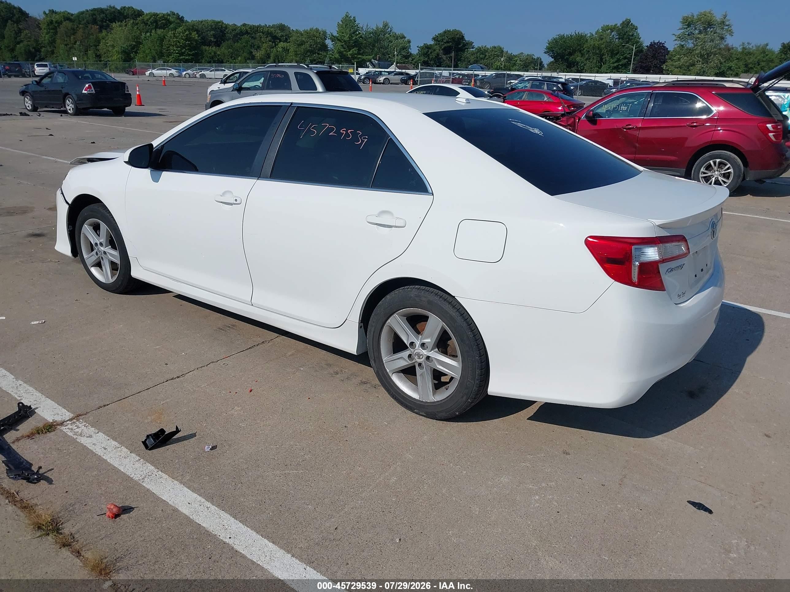 2012 Toyota Camry Se Белый vin: 4T1BF1FK9CU150610