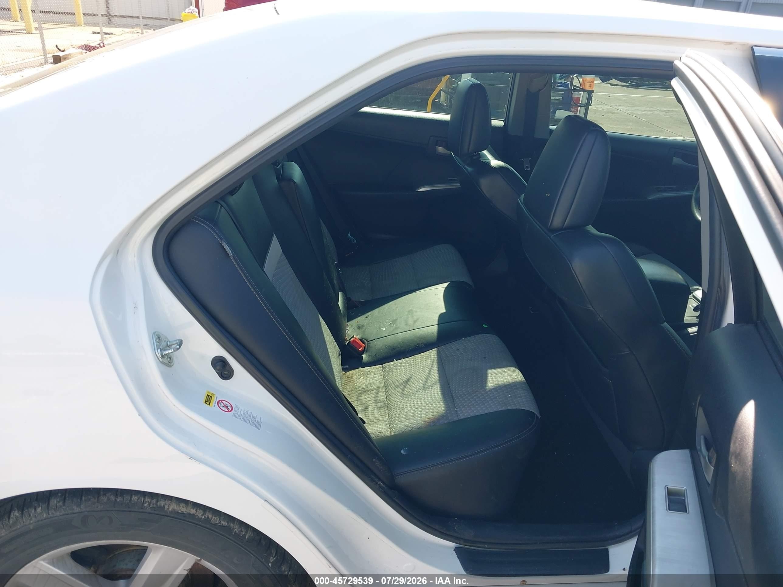 2012 Toyota Camry Se Белый vin: 4T1BF1FK9CU150610