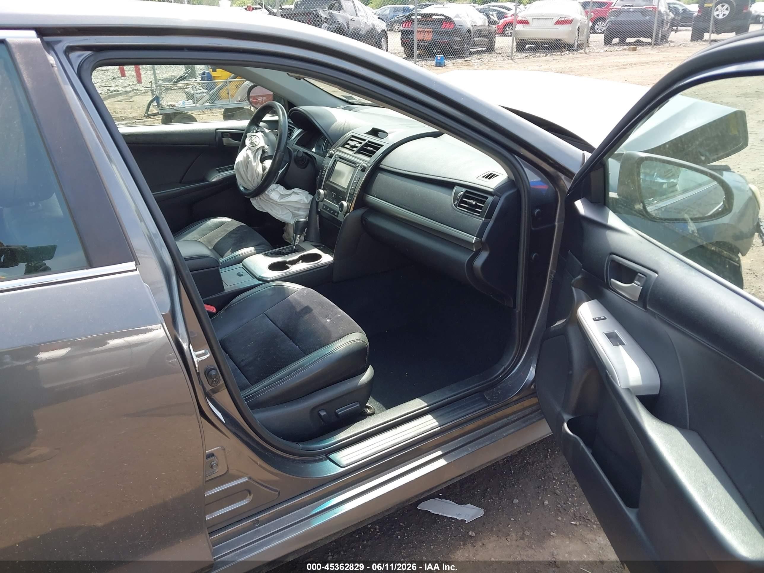 2012 Toyota Camry Se Gray vin: 4T1BF1FK9CU173367
